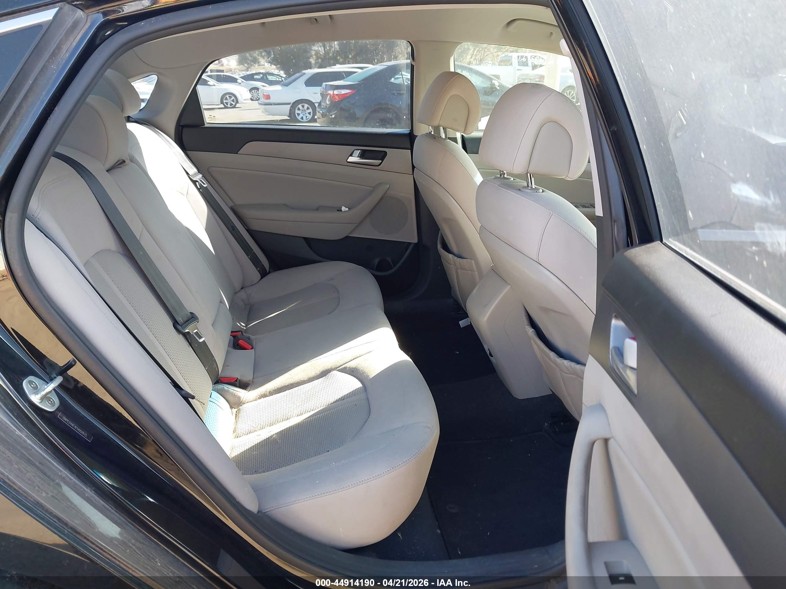 HYUNDAI SONATA image 8