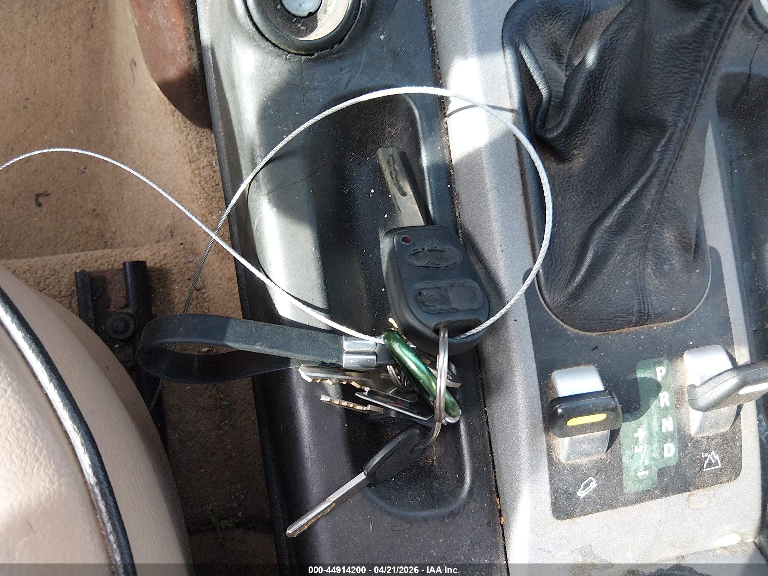 LAND ROVER image 11