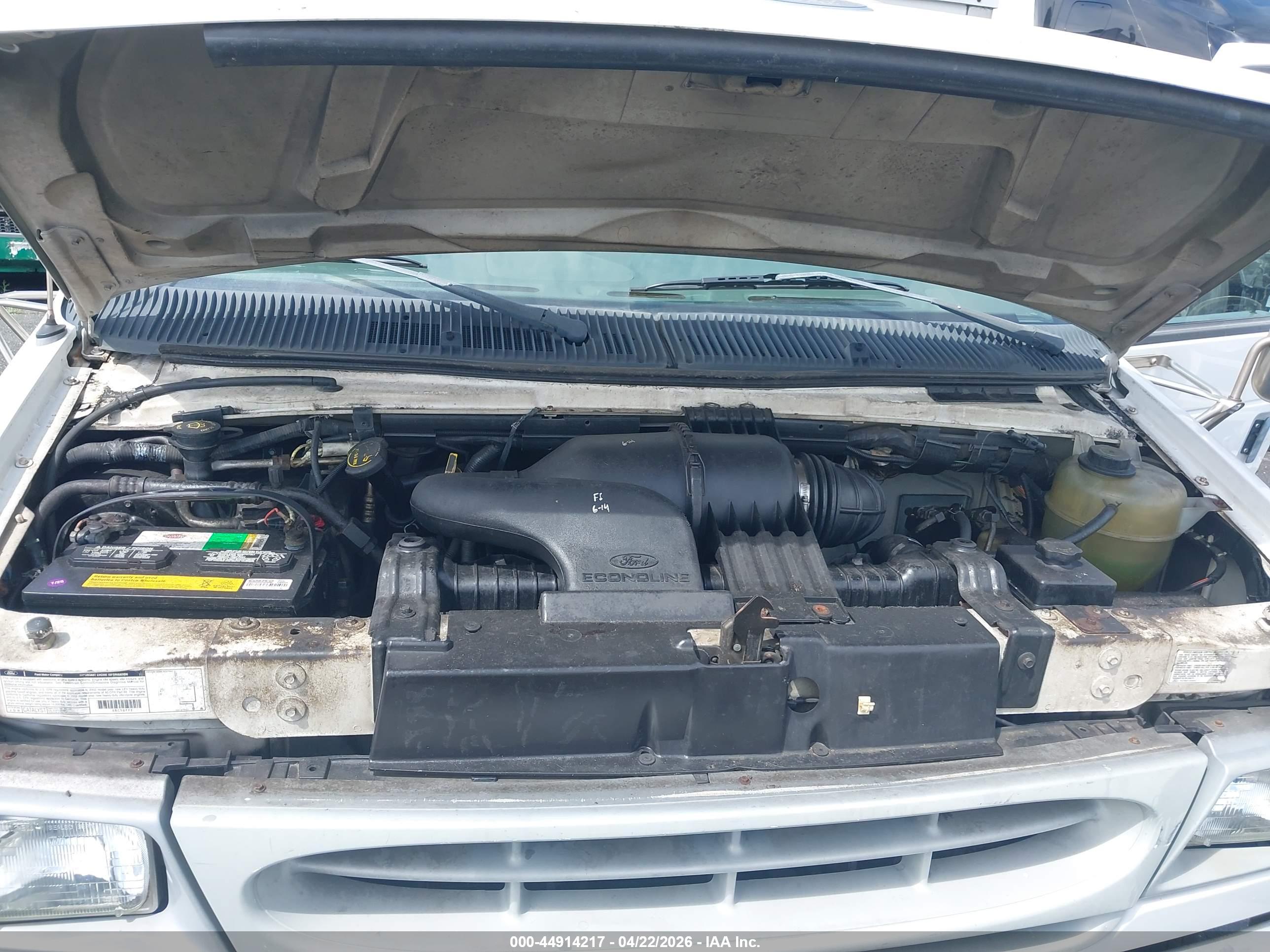 FORD E-450 image 10