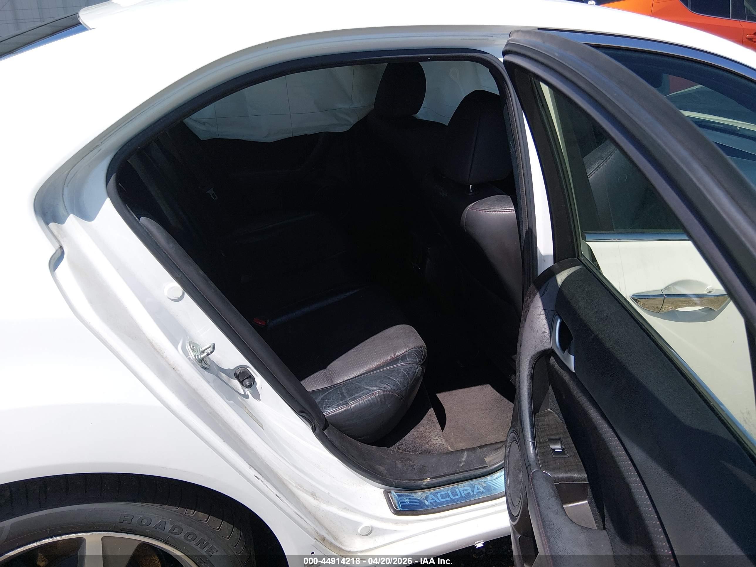 ACURA TSX image 8