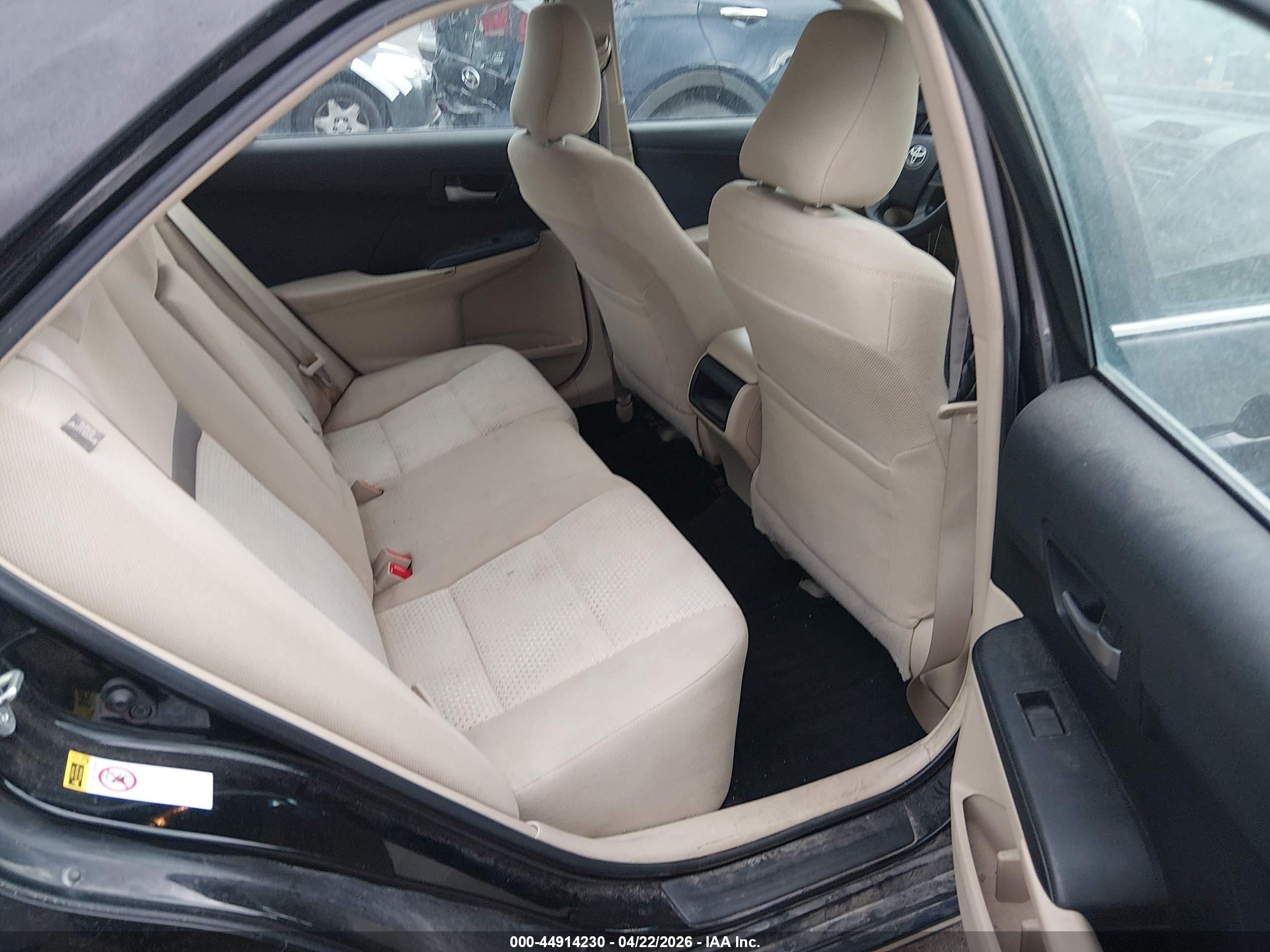 TOYOTA CAMRY image 8