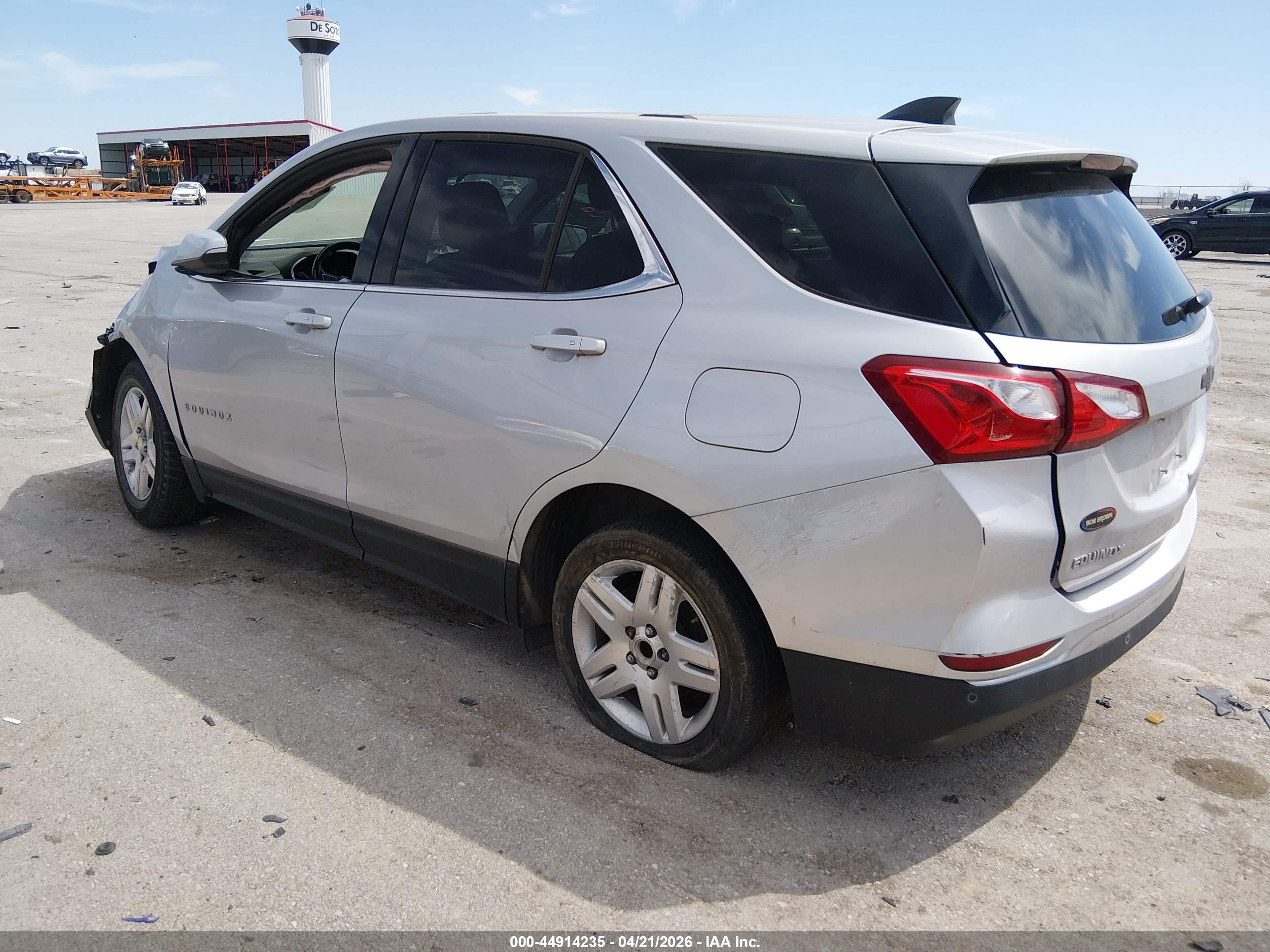 CHEVROLET EQUINOX image 3