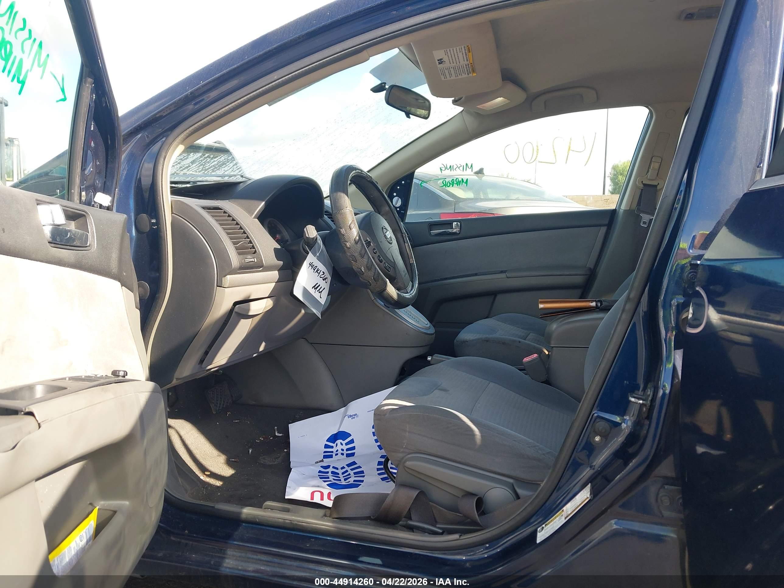 NISSAN SENTRA image 5