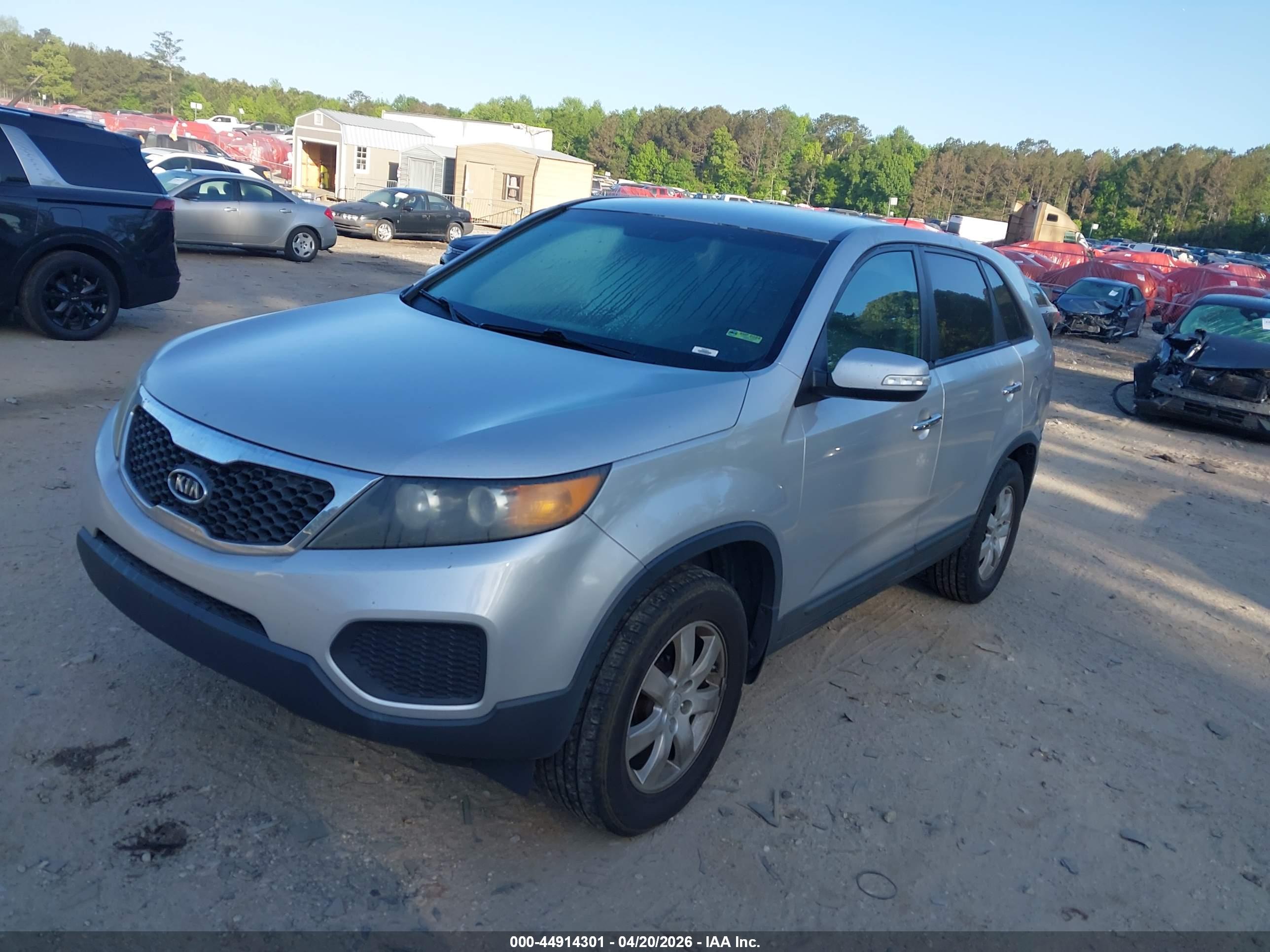 KIA SORENTO image 6