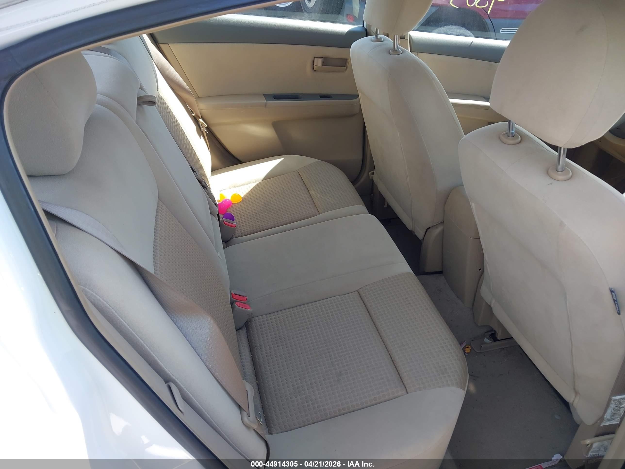 NISSAN SENTRA image 8