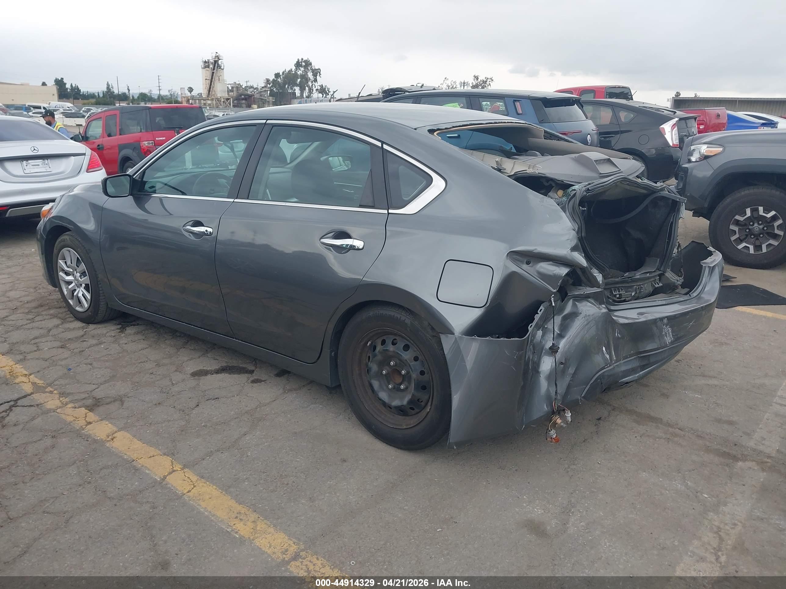 NISSAN ALTIMA image 3