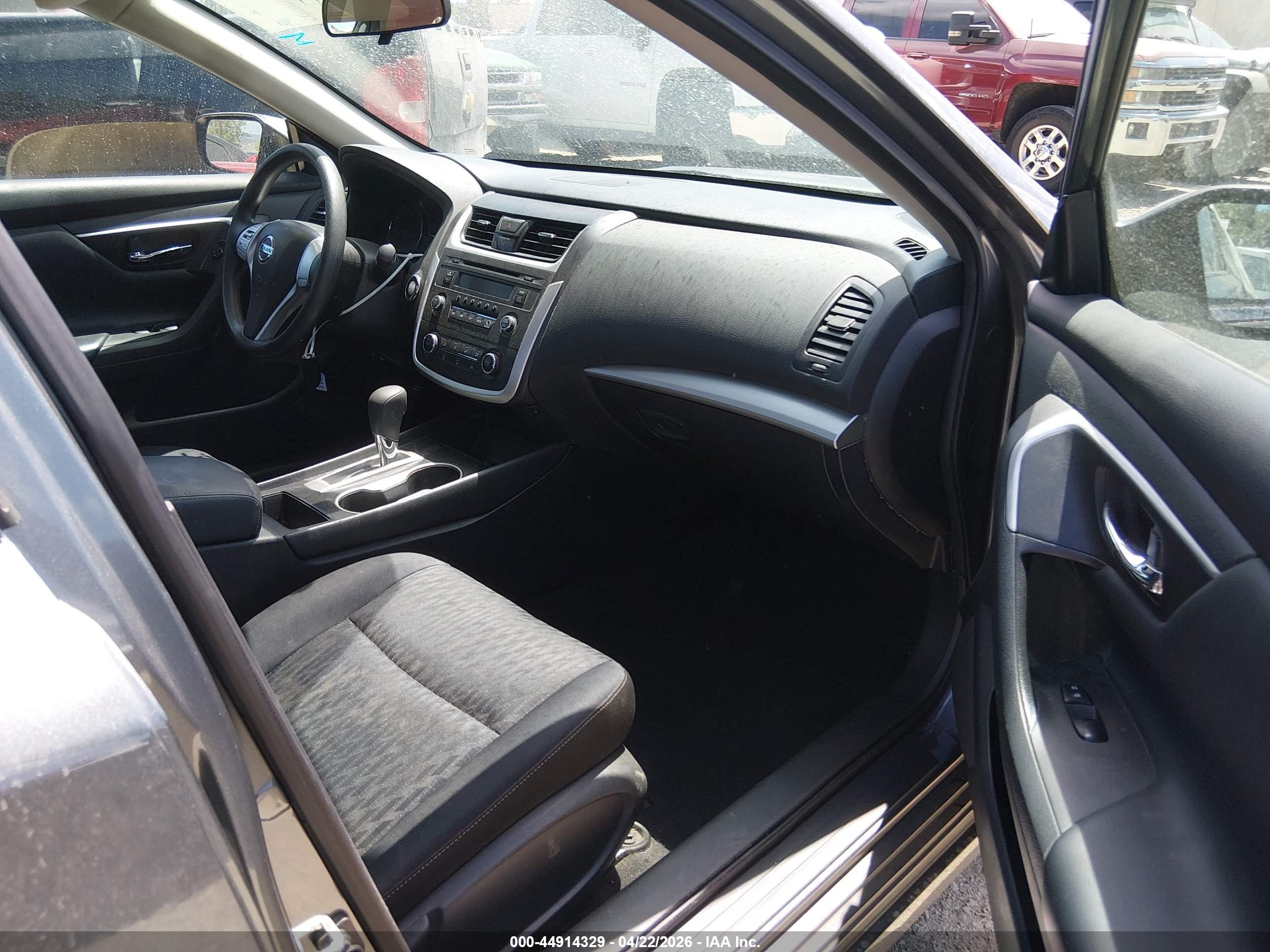 NISSAN ALTIMA image 5