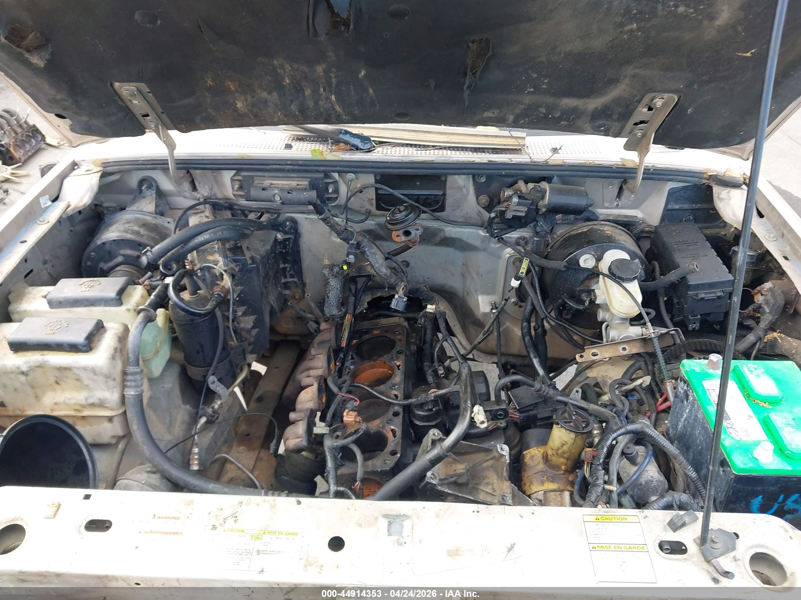 FORD RANGER image 10