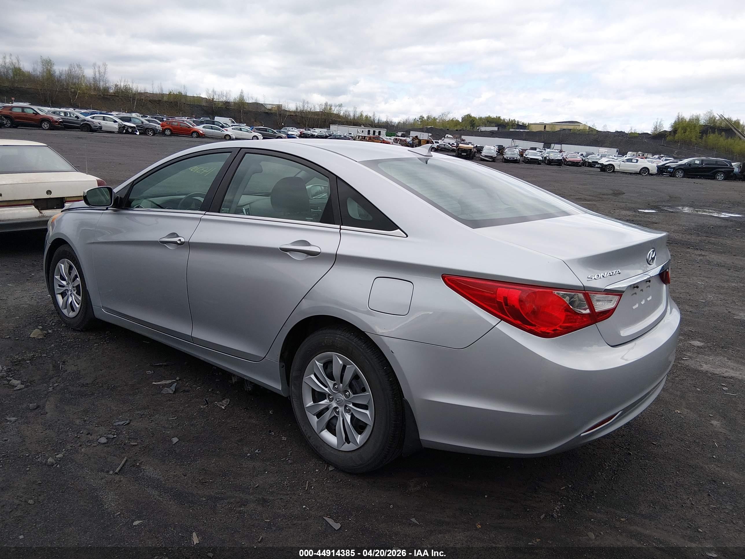 HYUNDAI SONATA image 3