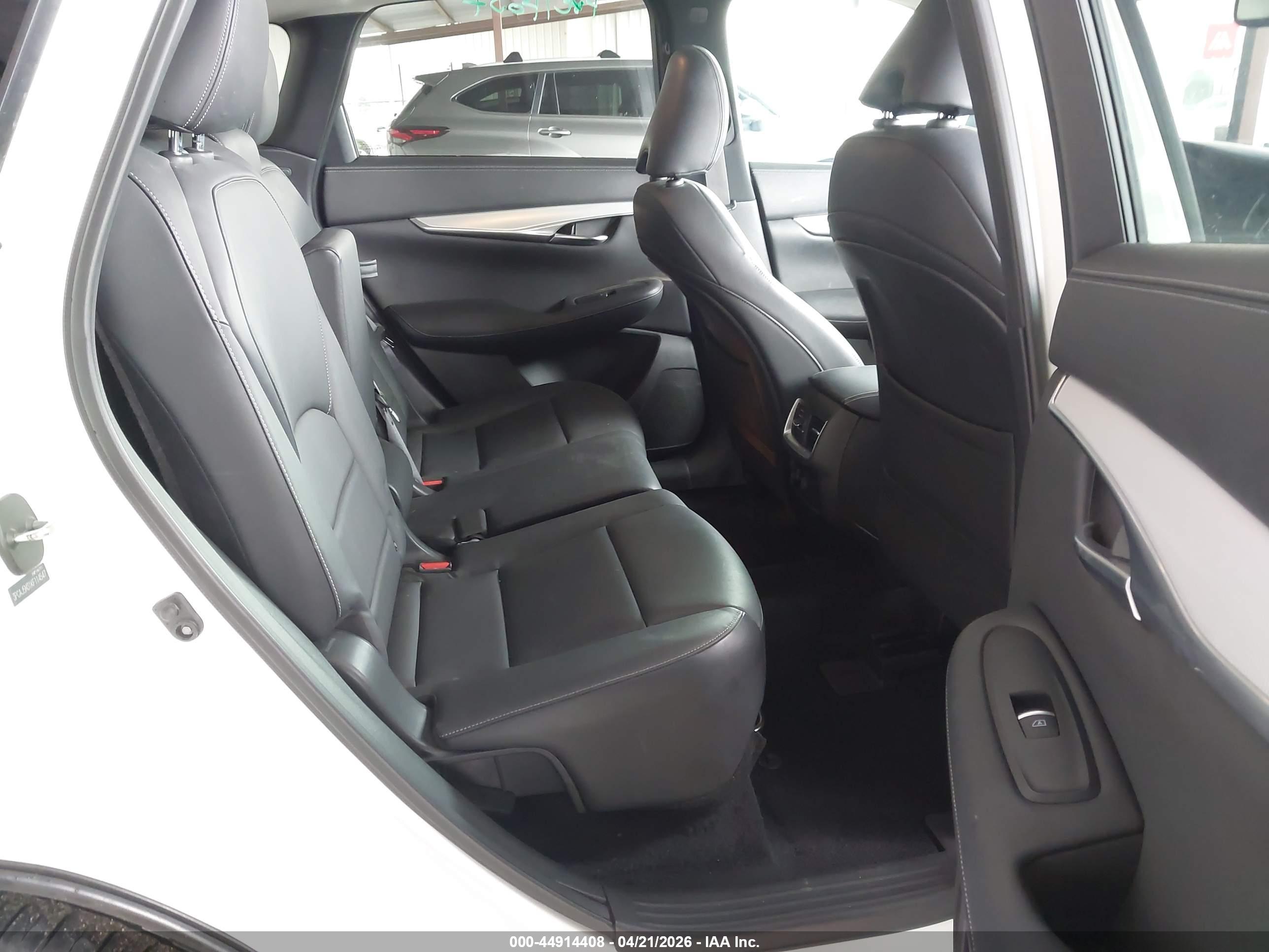 INFINITI QX50 image 8