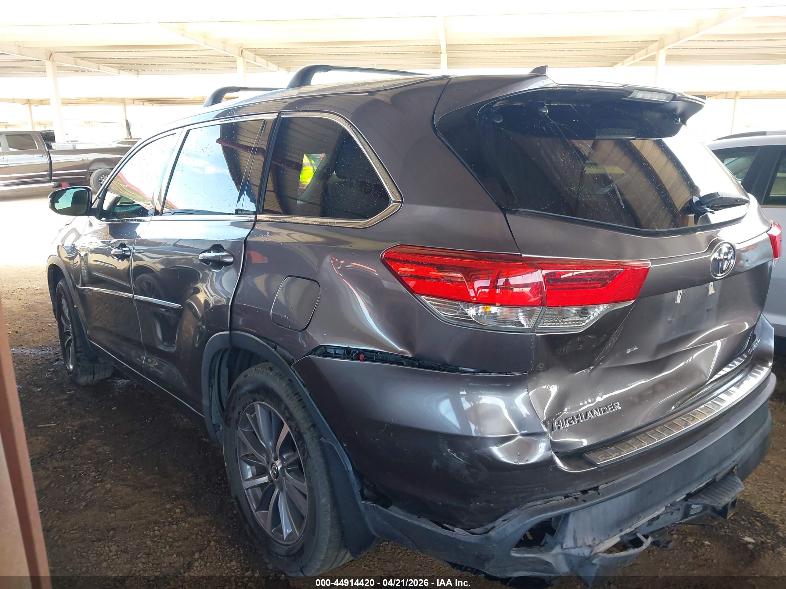 TOYOTA HIGHLANDER image 3