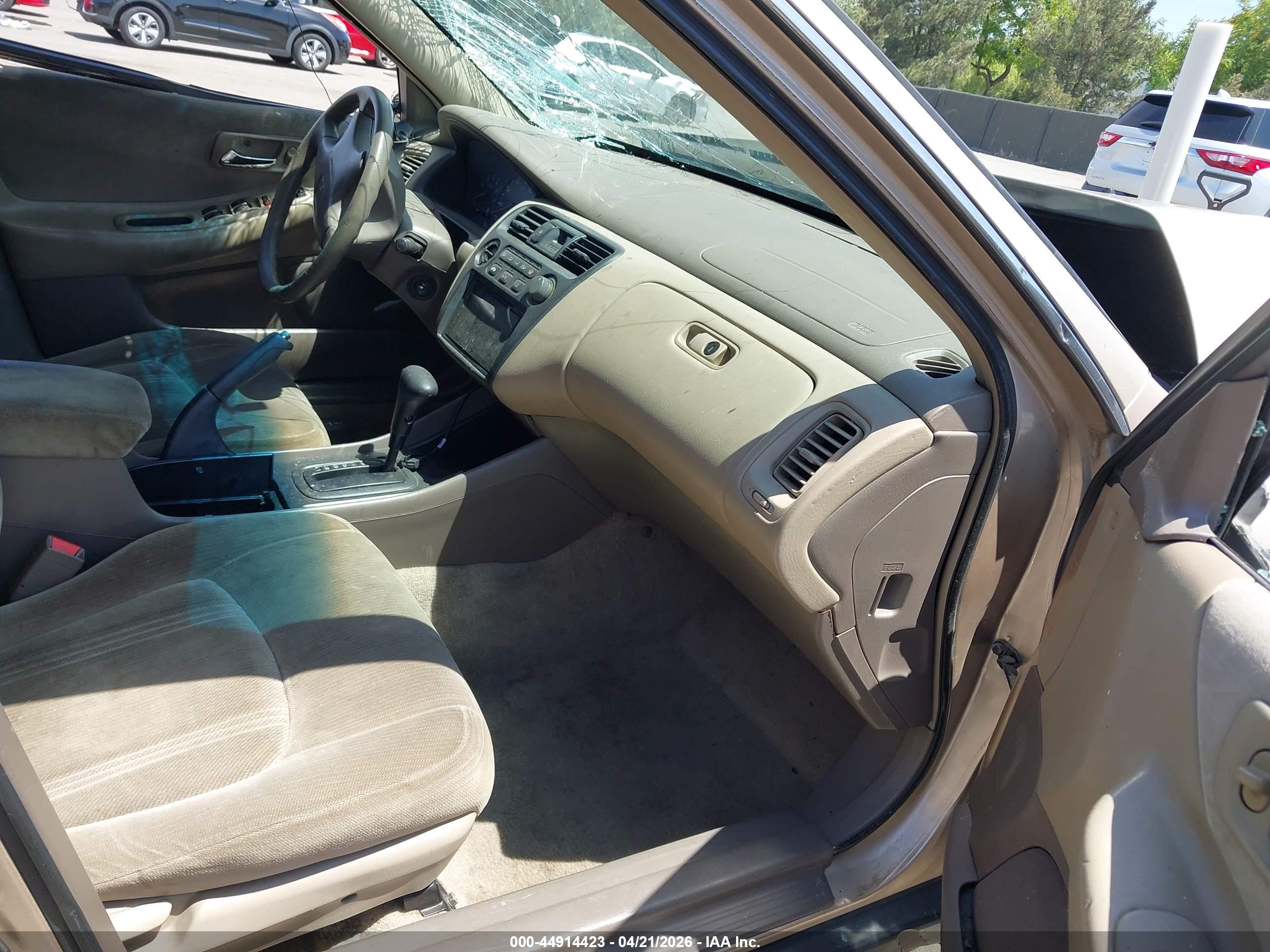 HONDA ACCORD image 5