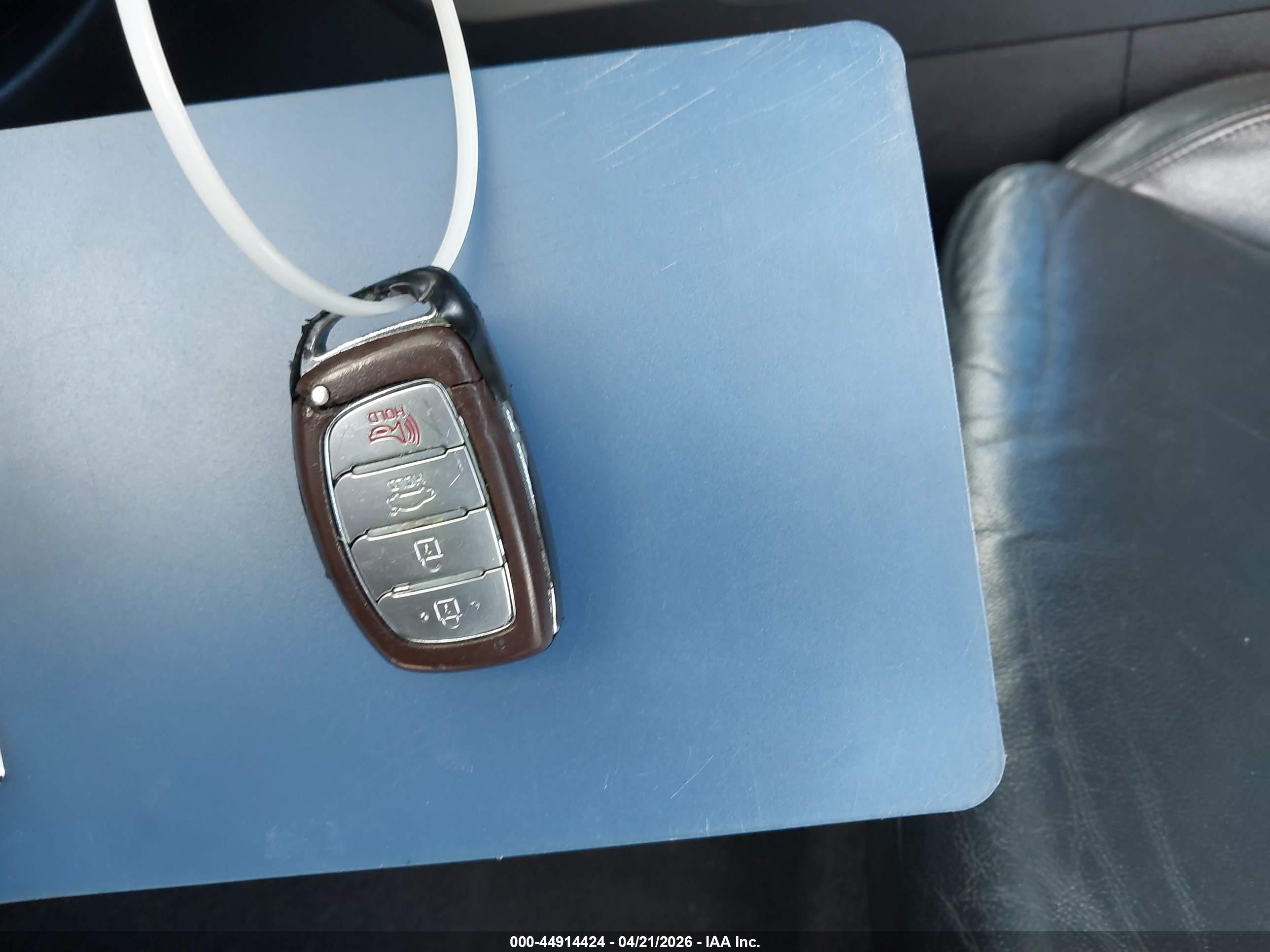 HYUNDAI SONATA image 11