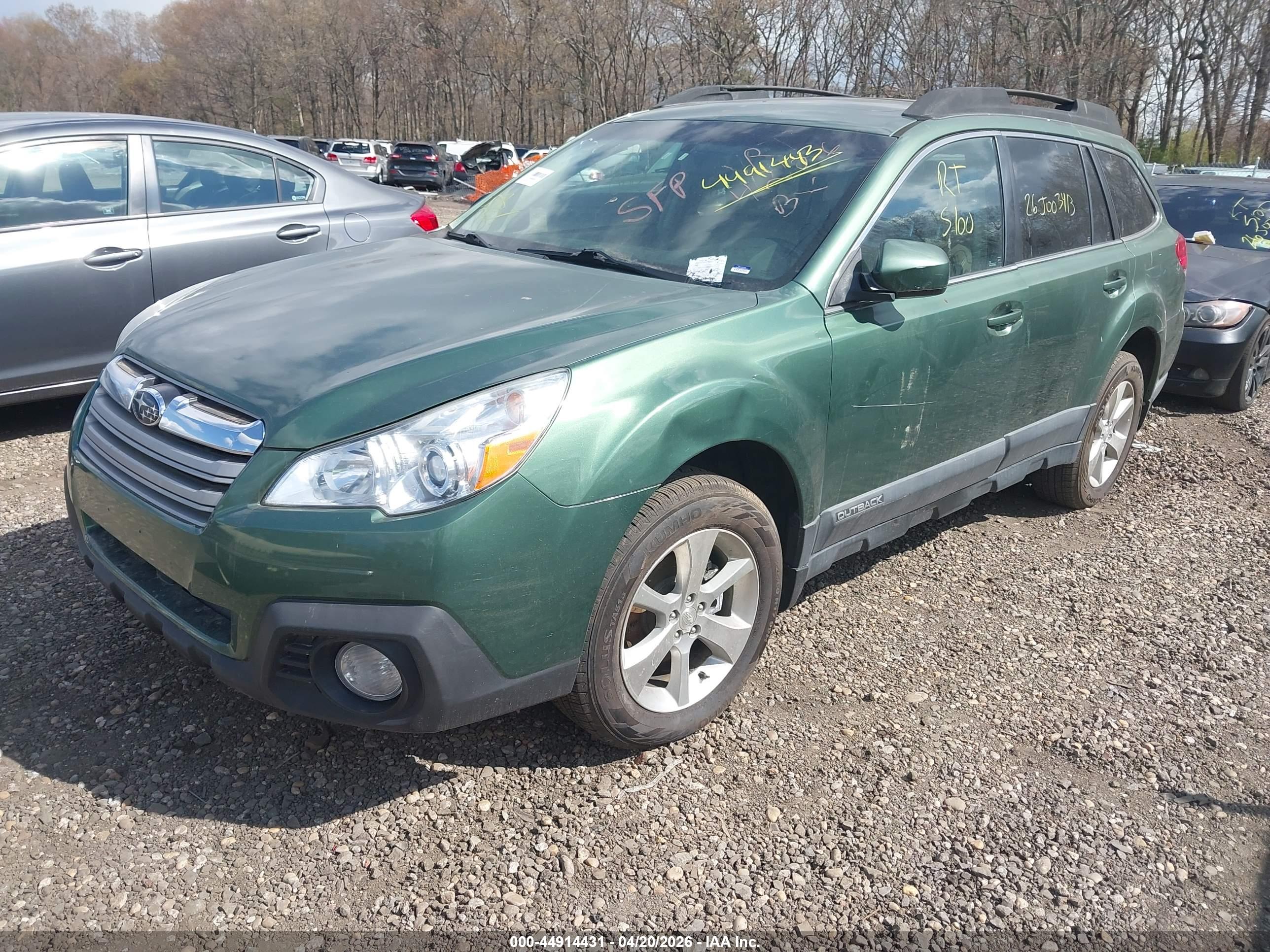SUBARU OUTBACK image 2