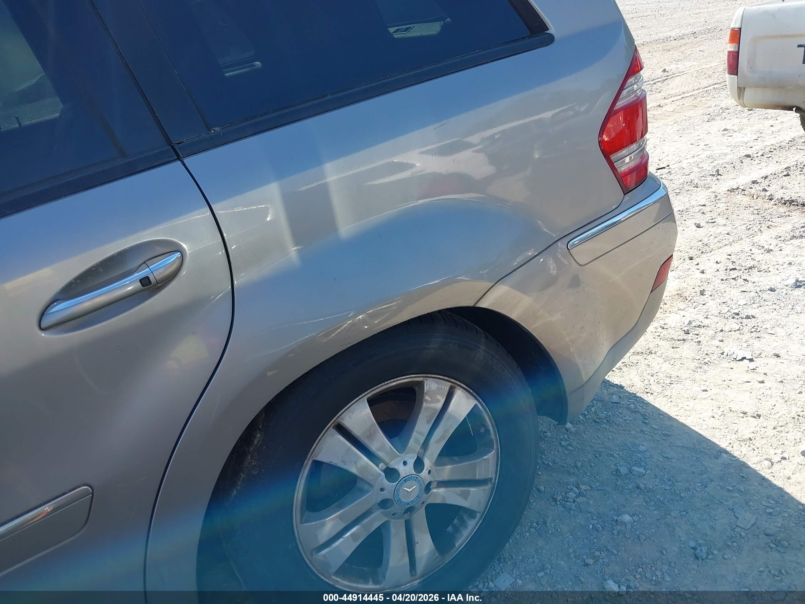 MERCEDES-BENZ GL image 6