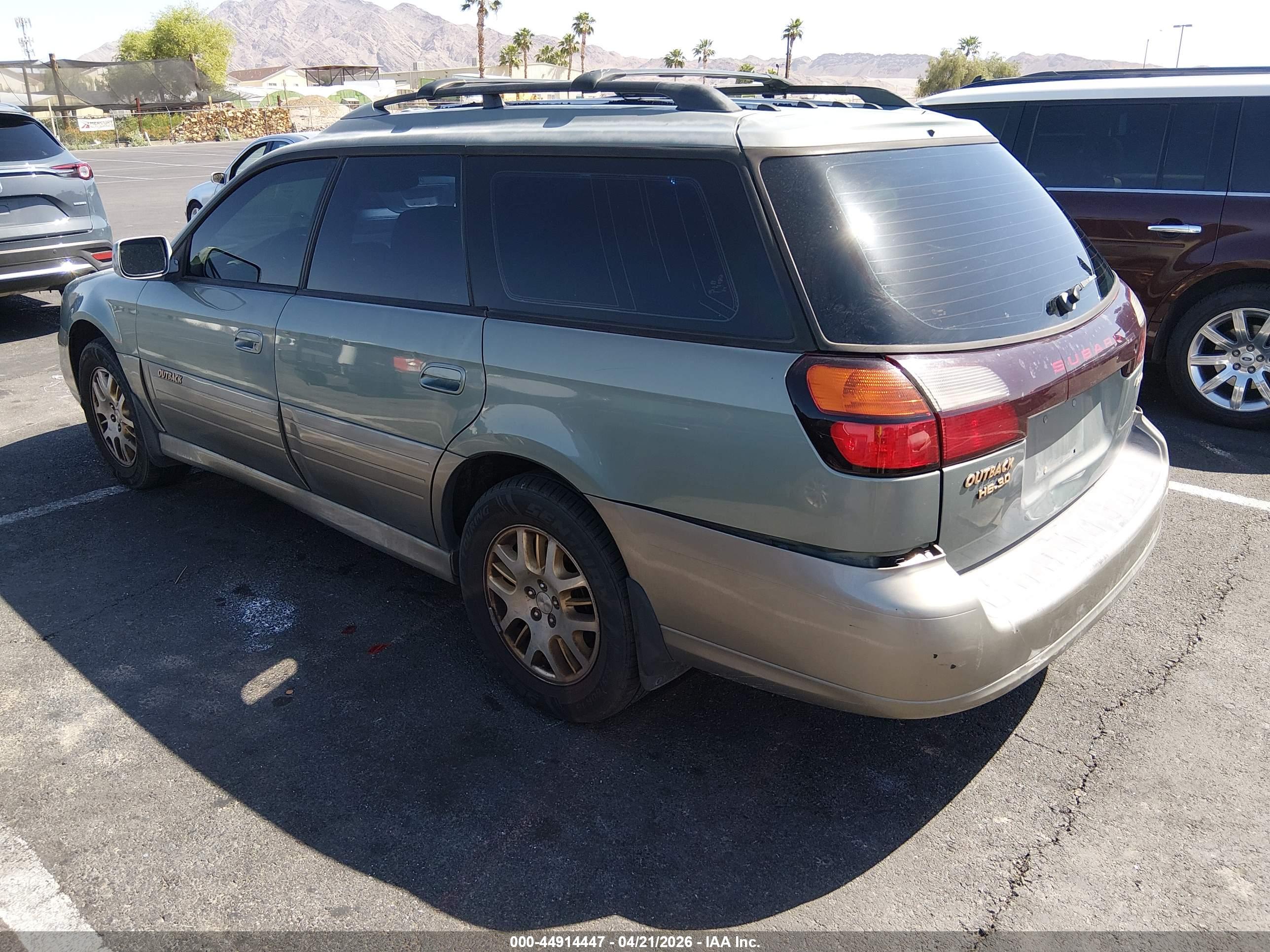 SUBARU OUTBACK image 3