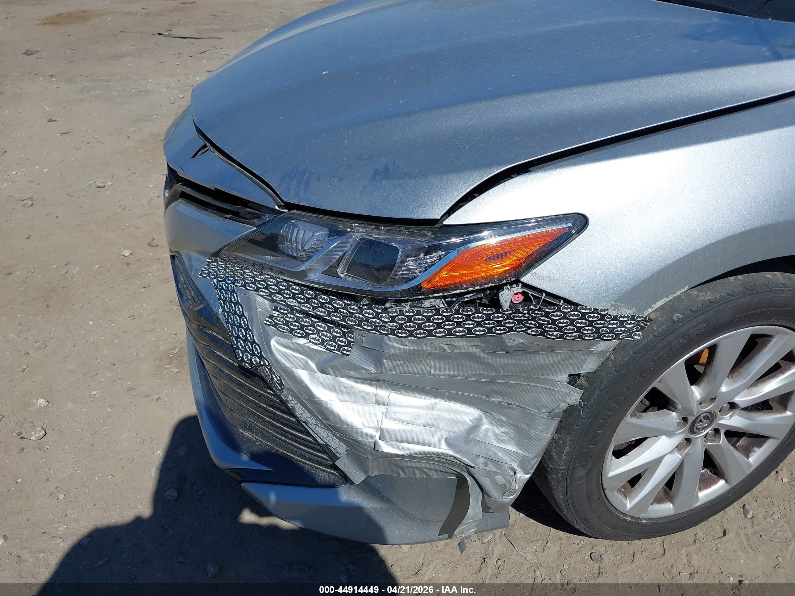 TOYOTA CAMRY image 6