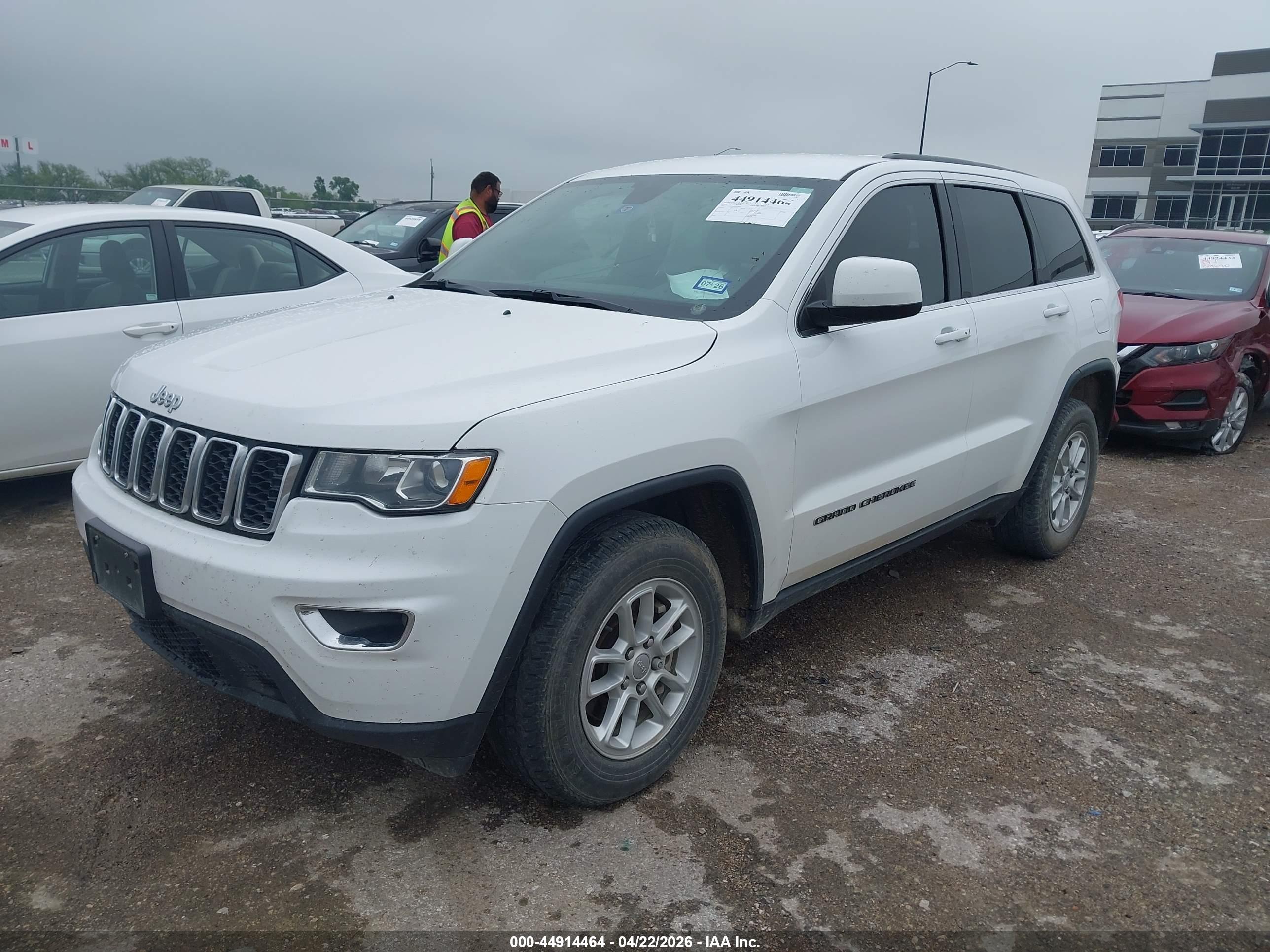 JEEP GRAND image 2