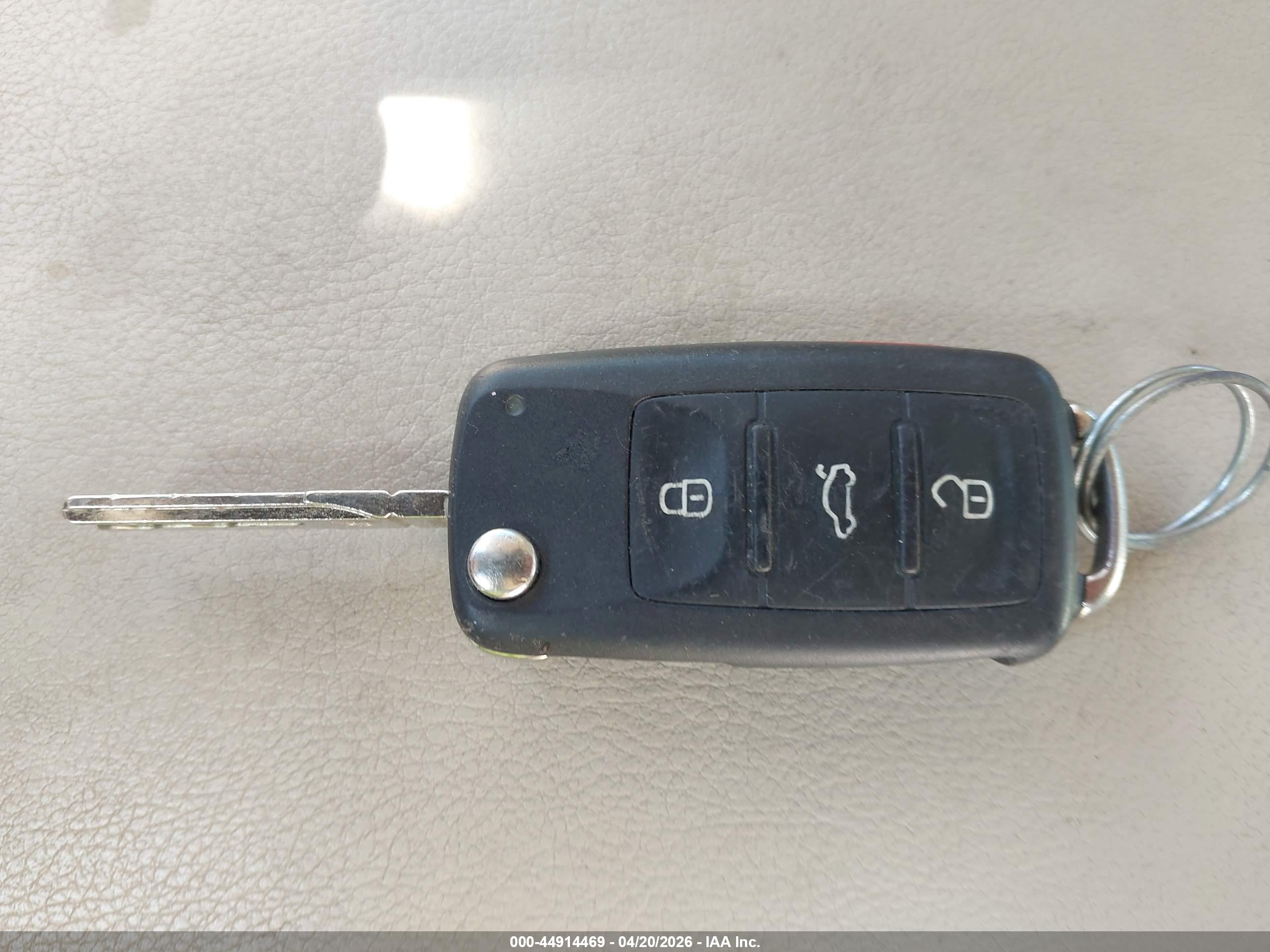VOLKSWAGEN PASSAT image 11