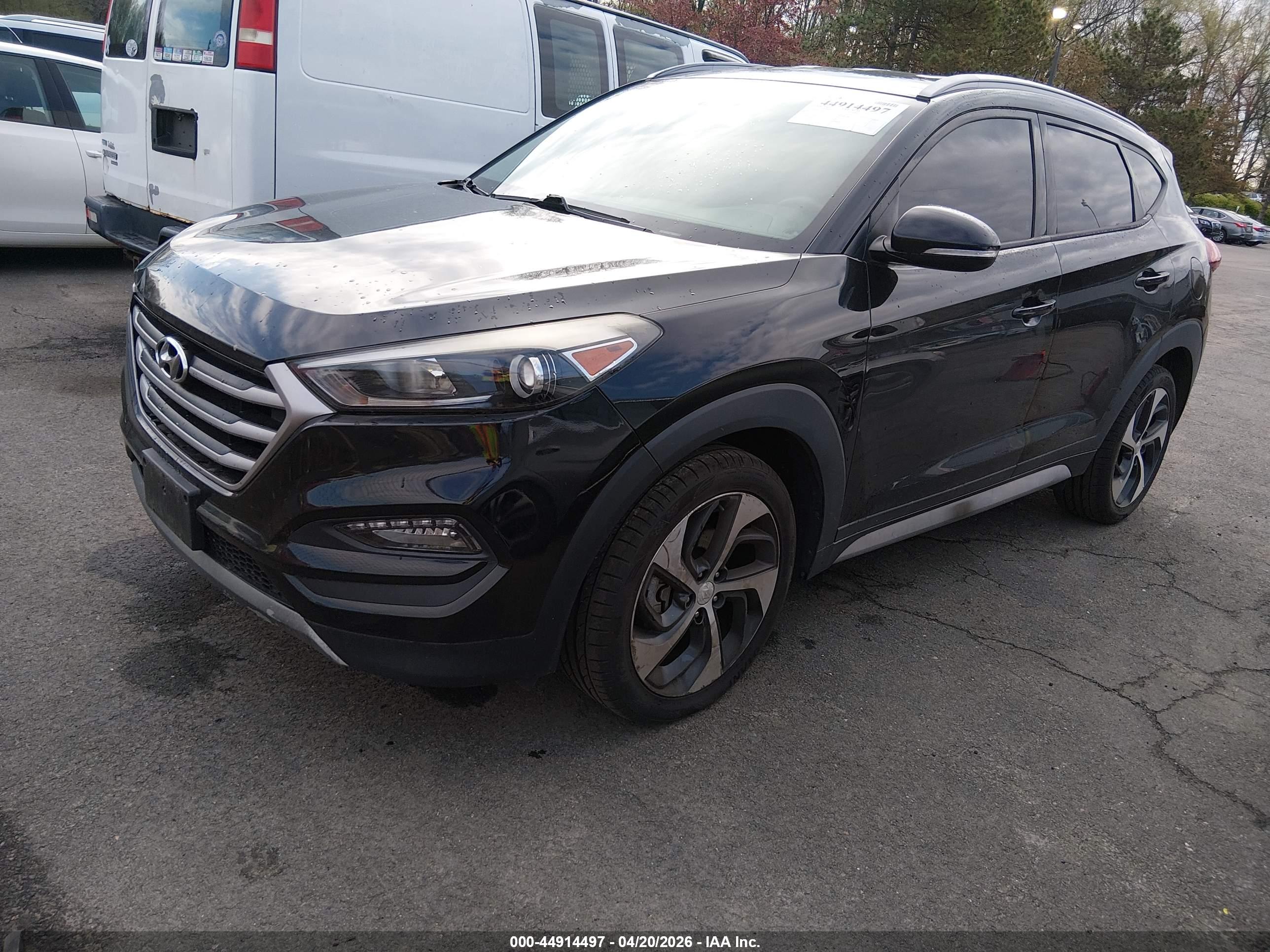 HYUNDAI TUCSON image 2