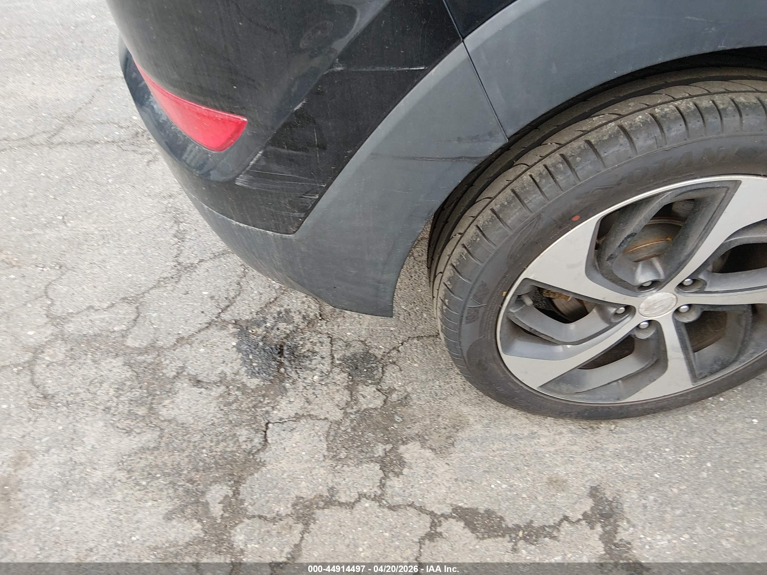 HYUNDAI TUCSON image 6