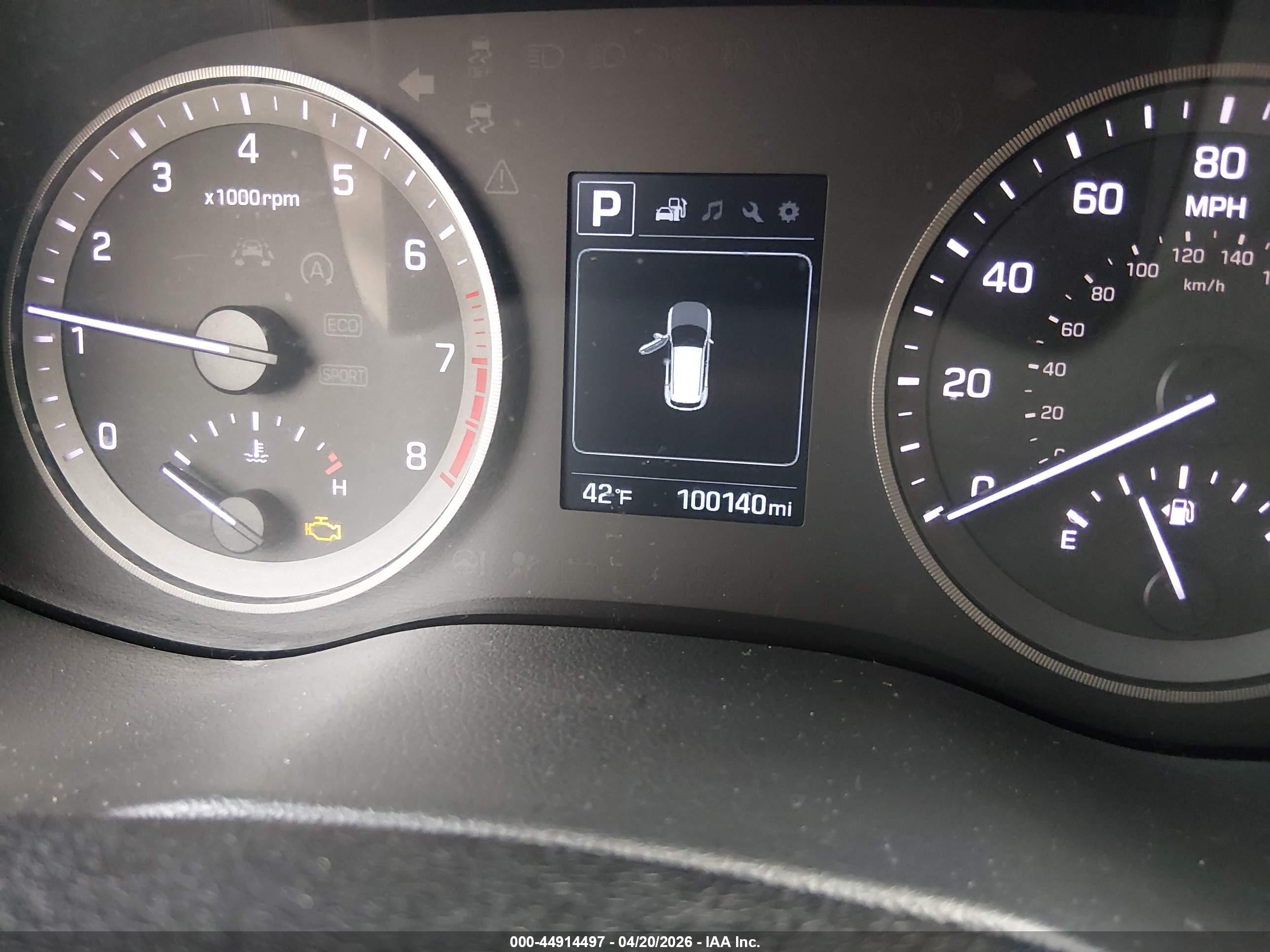 HYUNDAI TUCSON image 7