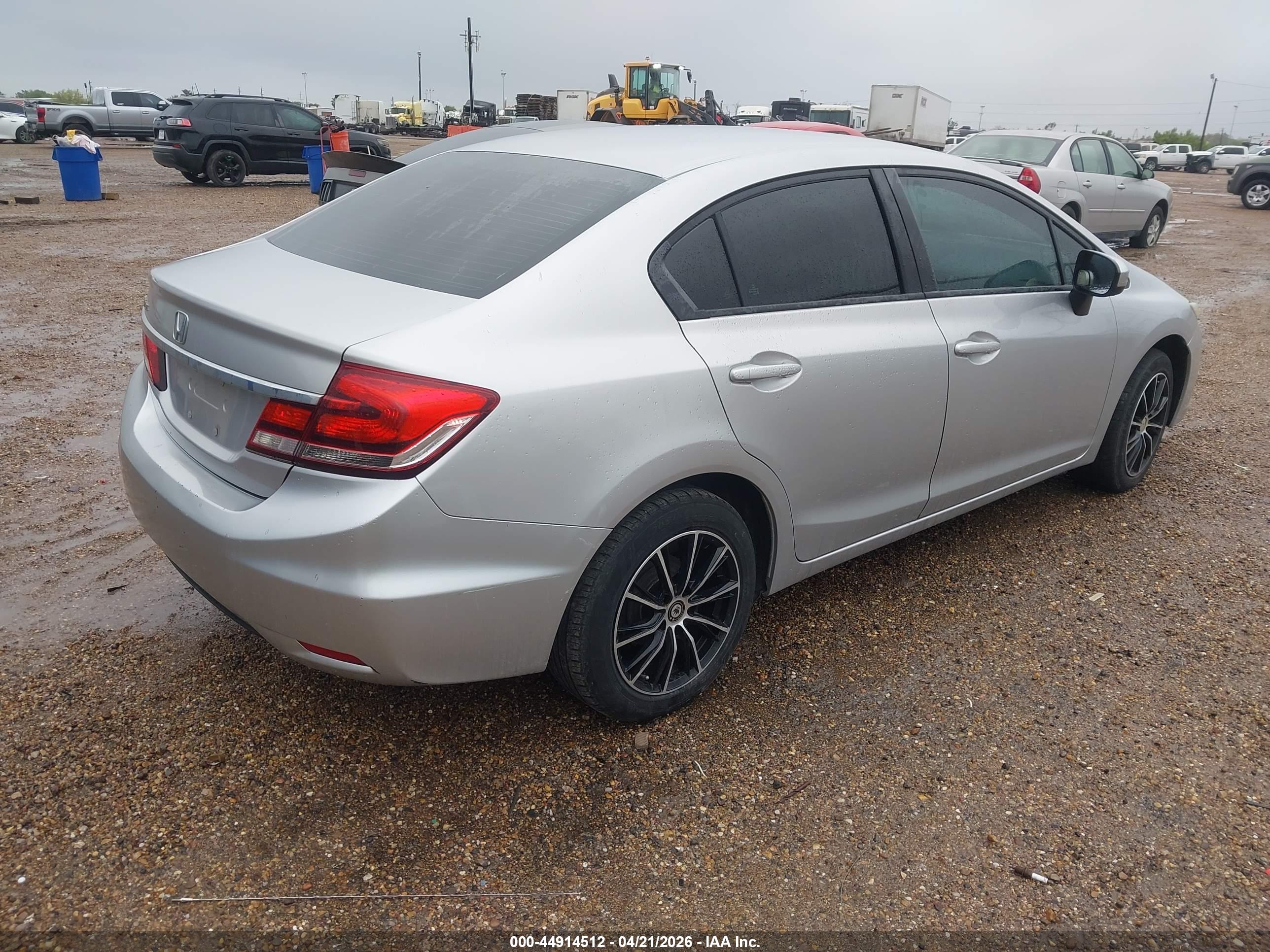 HONDA CIVIC image 4