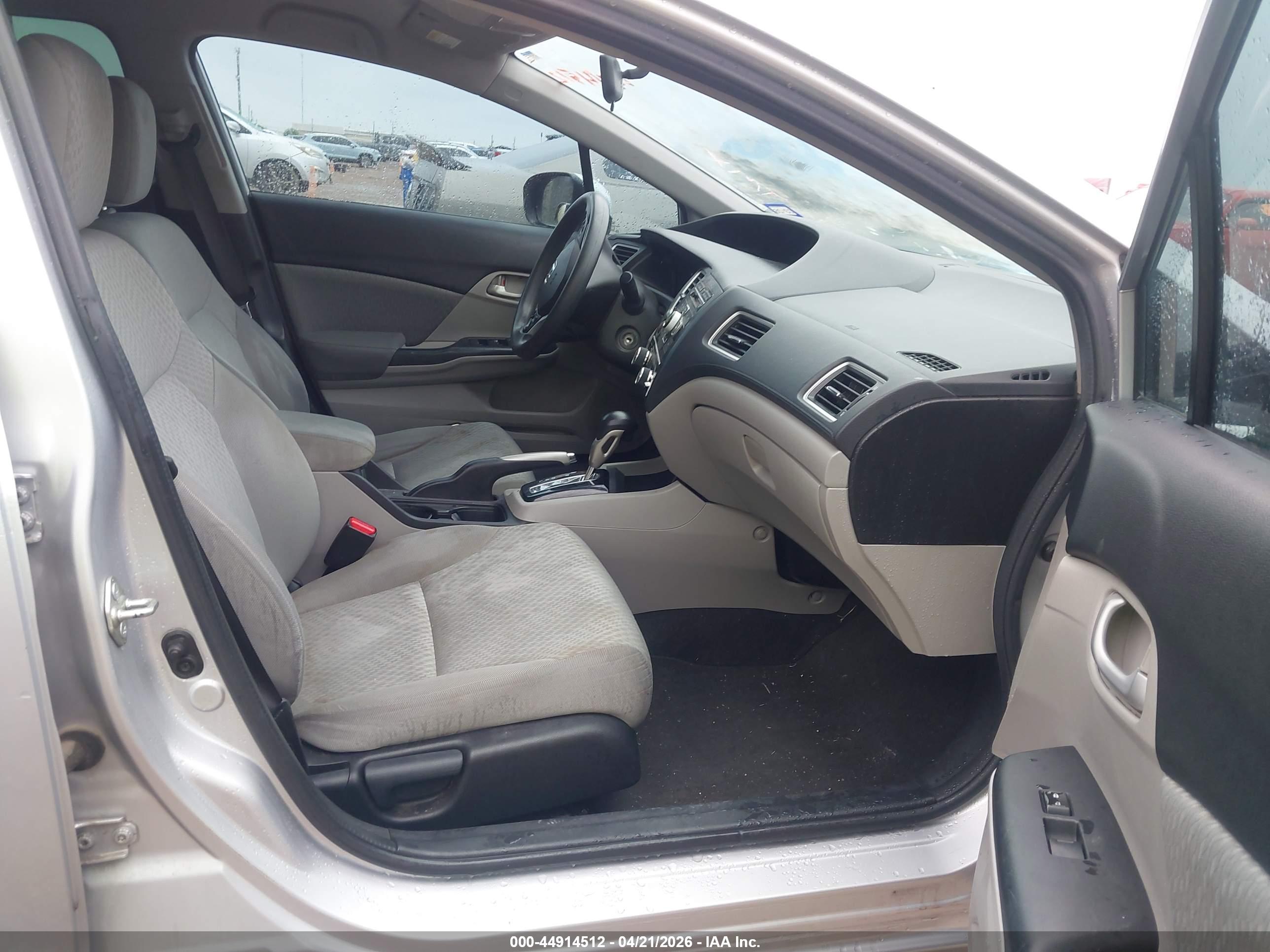 HONDA CIVIC image 5