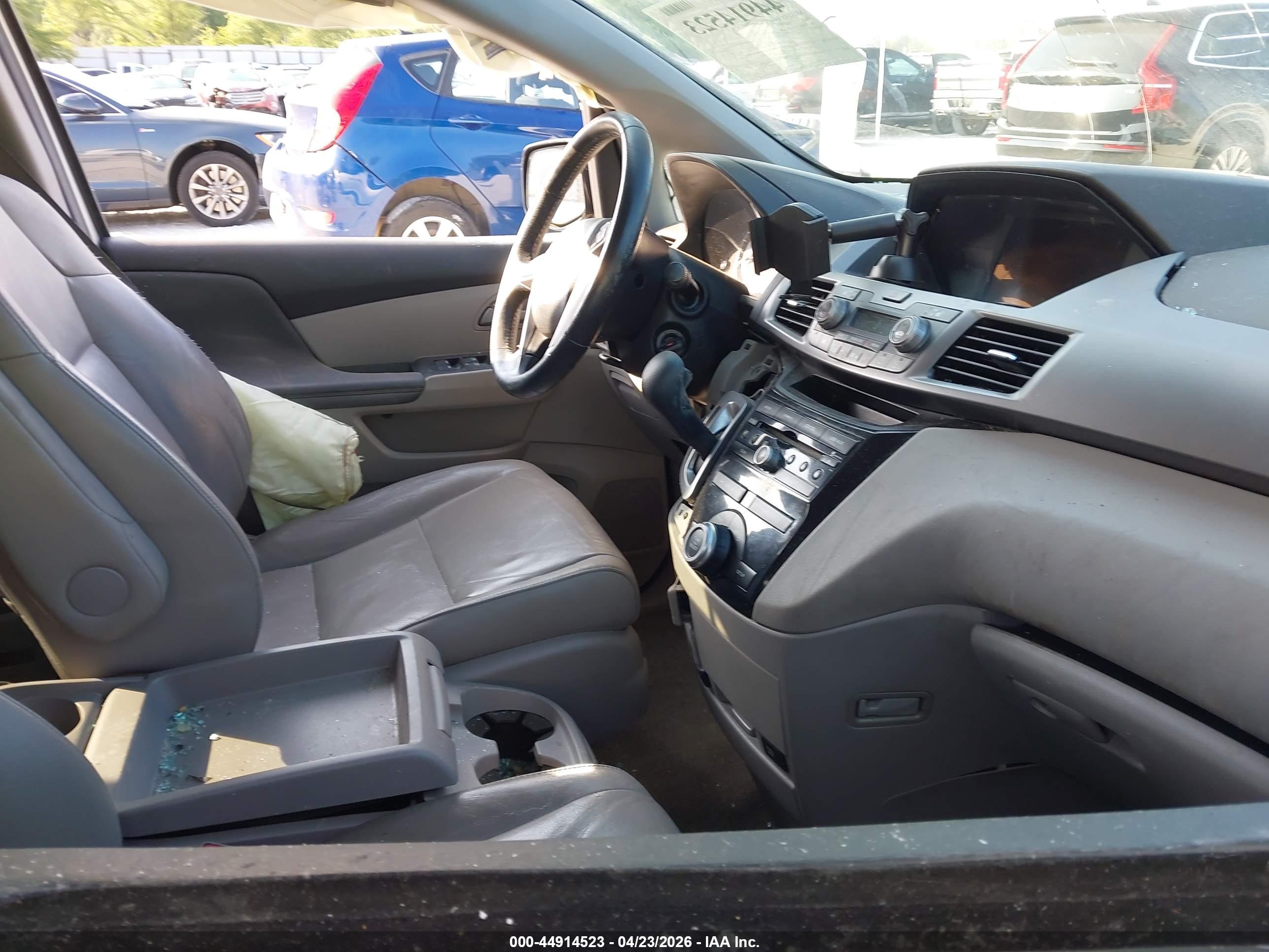 HONDA ODYSSEY image 5