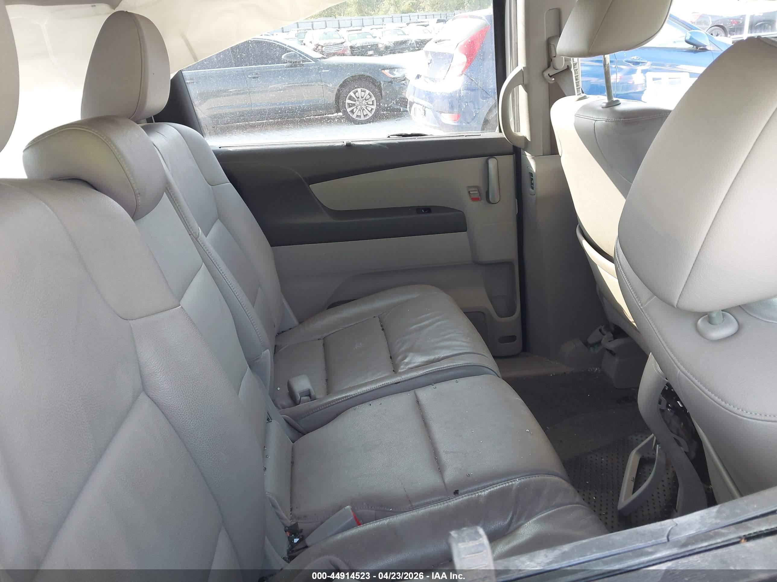 HONDA ODYSSEY image 8