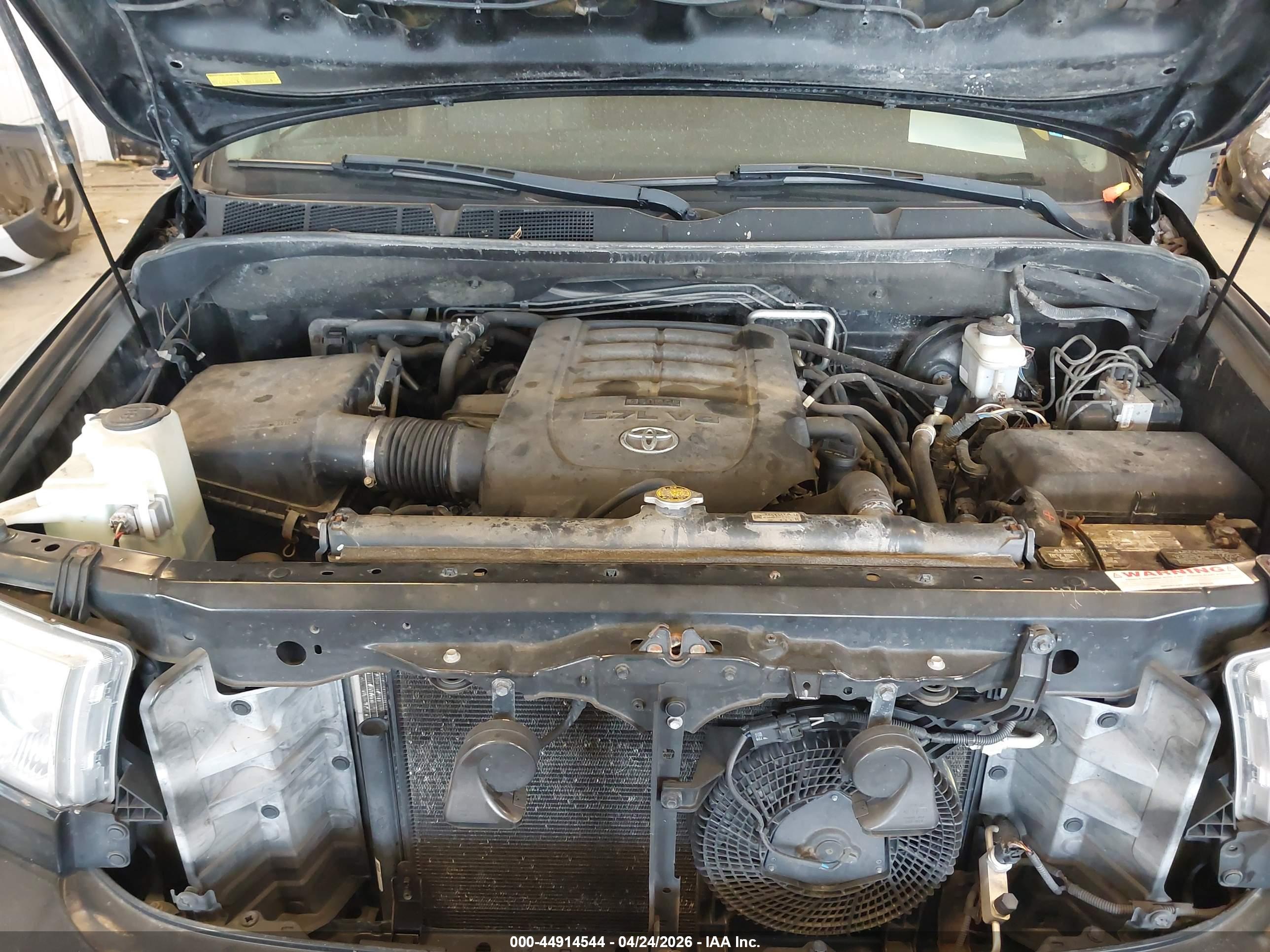 TOYOTA SEQUOIA image 10
