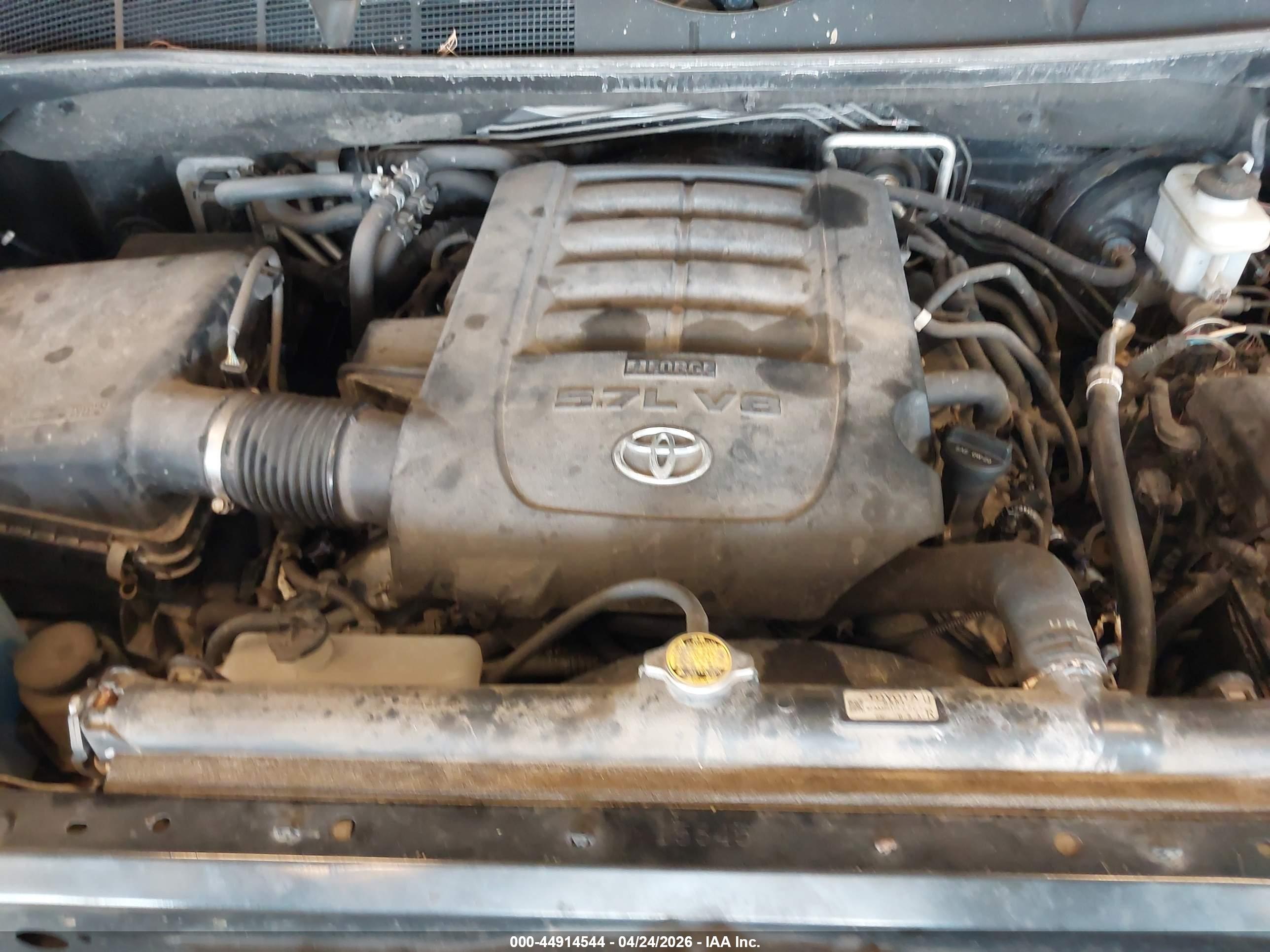 TOYOTA SEQUOIA image 6