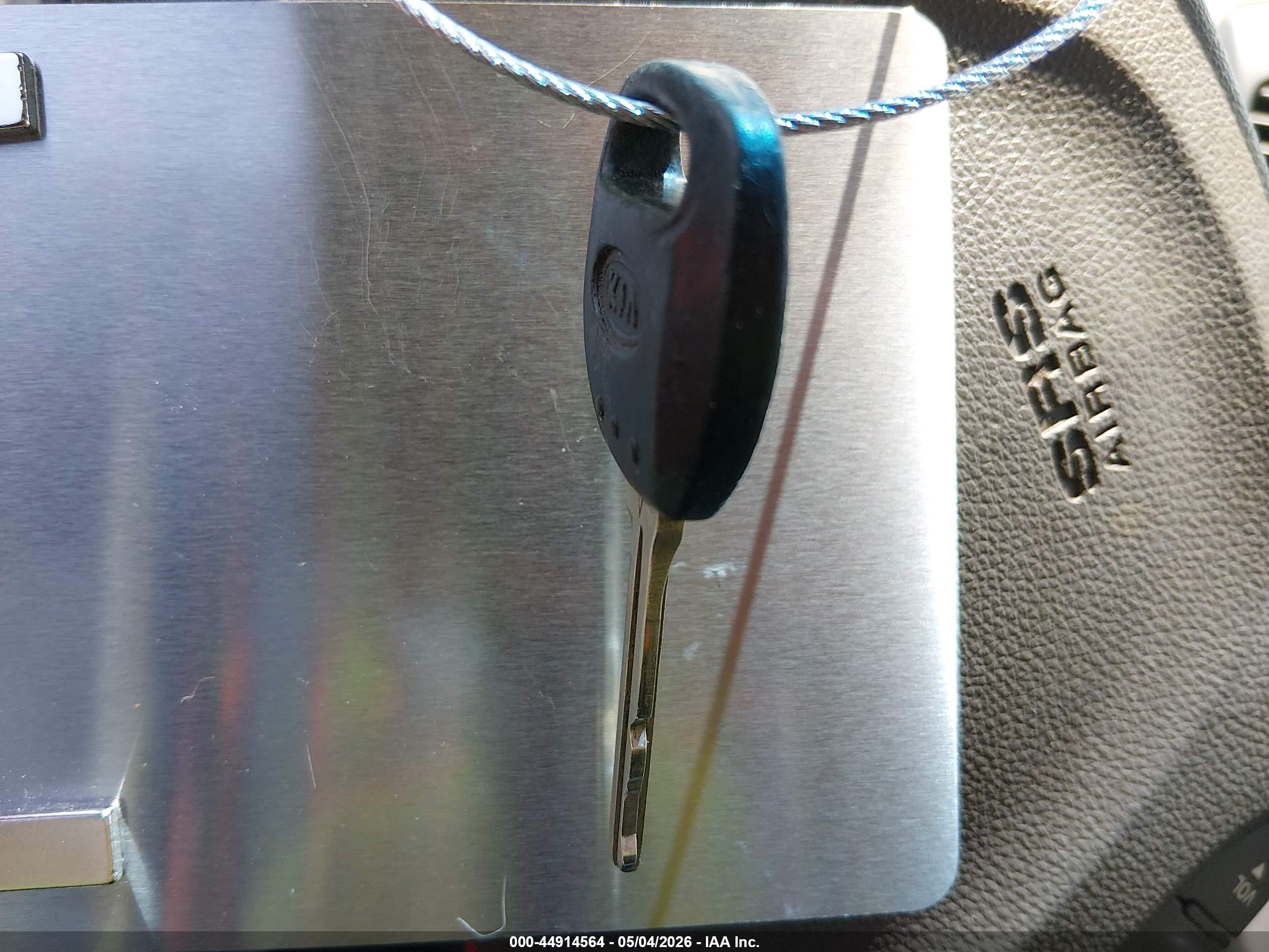 KIA SEDONA image 11