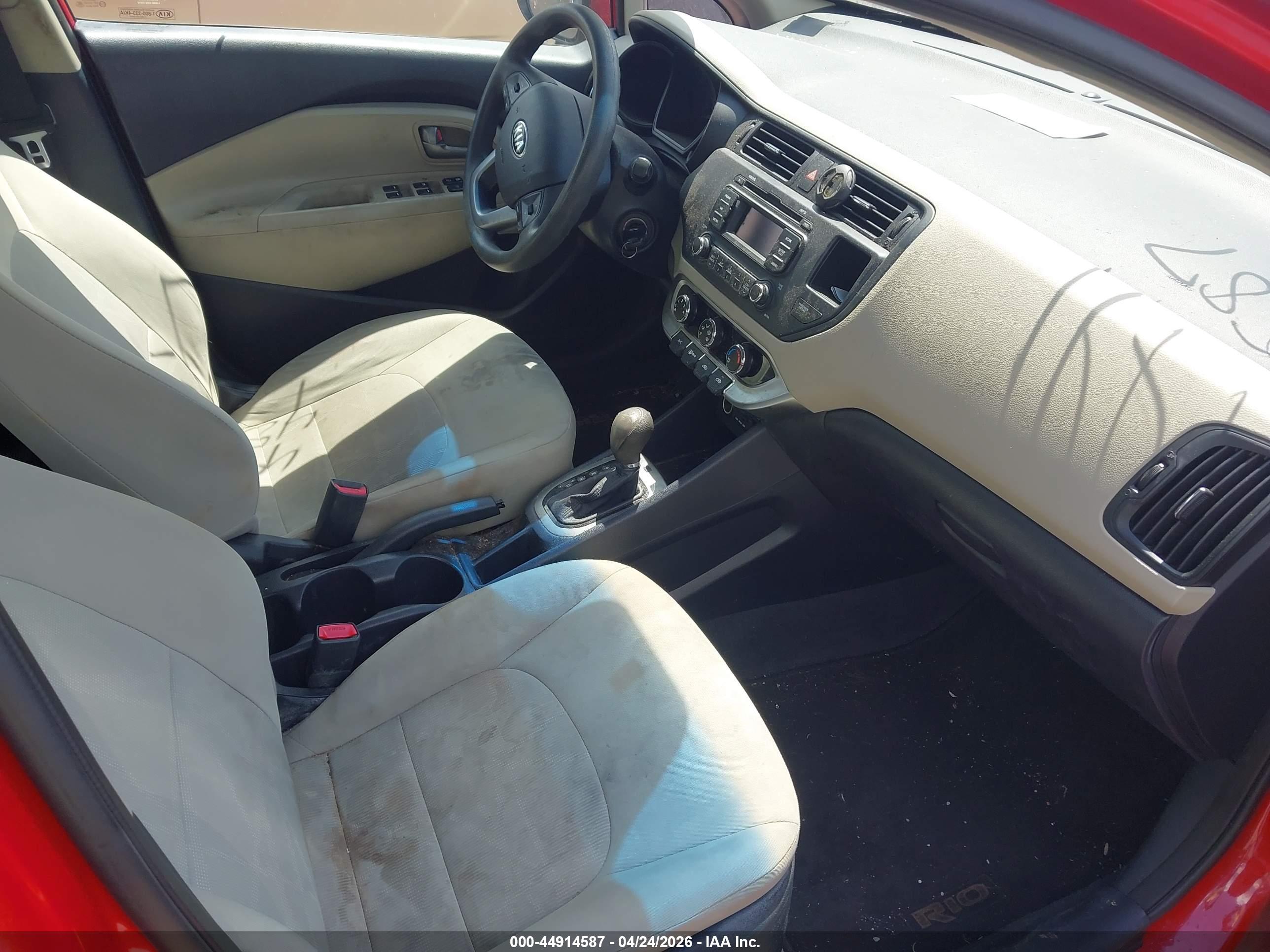 KIA RIO image 5