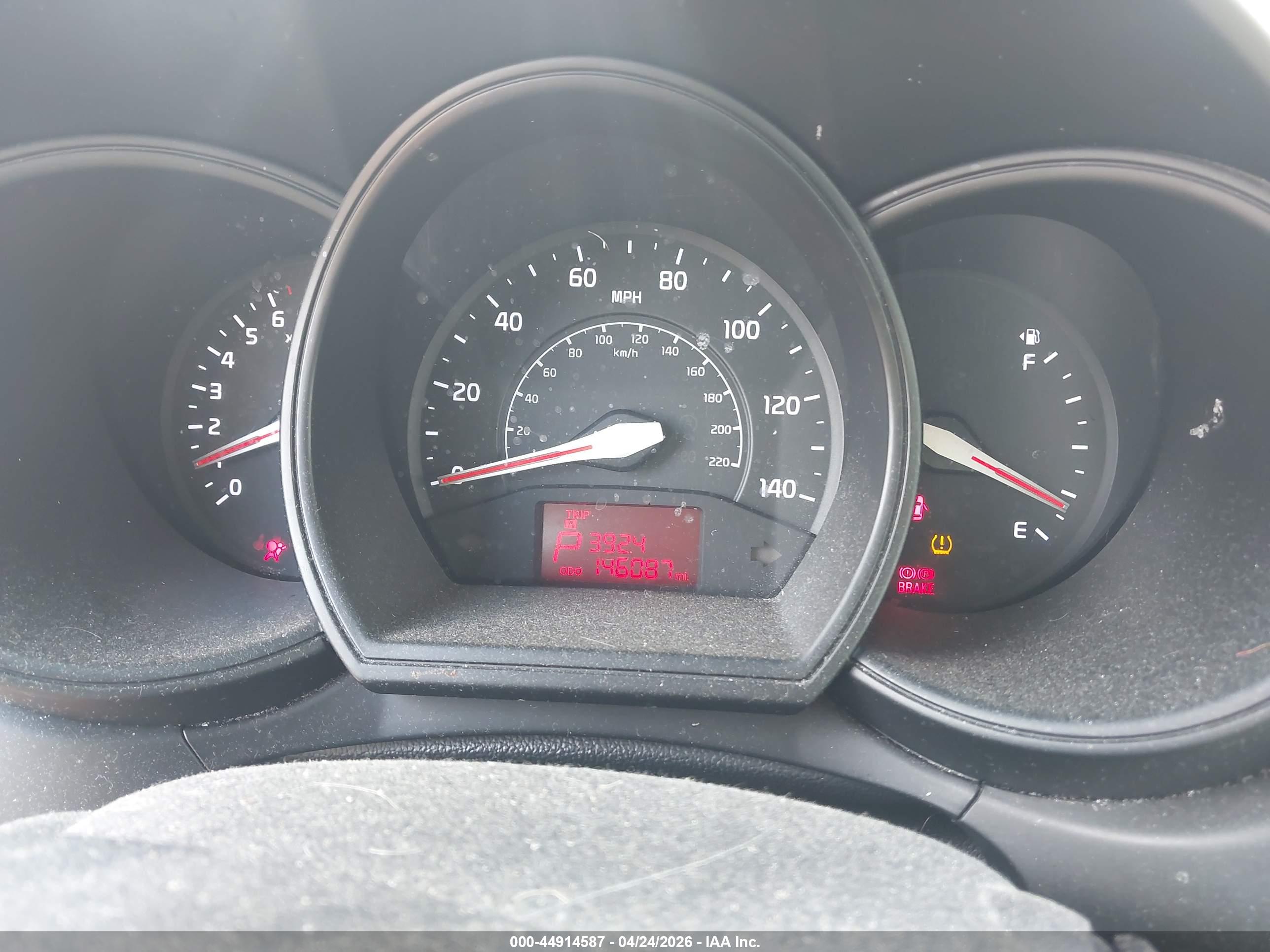 KIA RIO image 7
