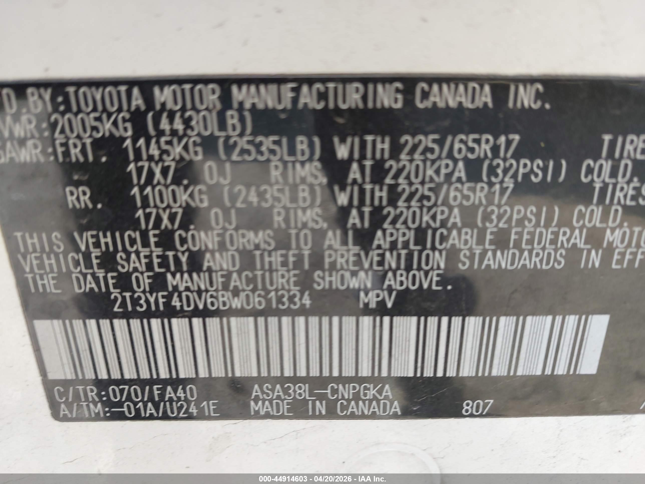 TOYOTA RAV4 image 9