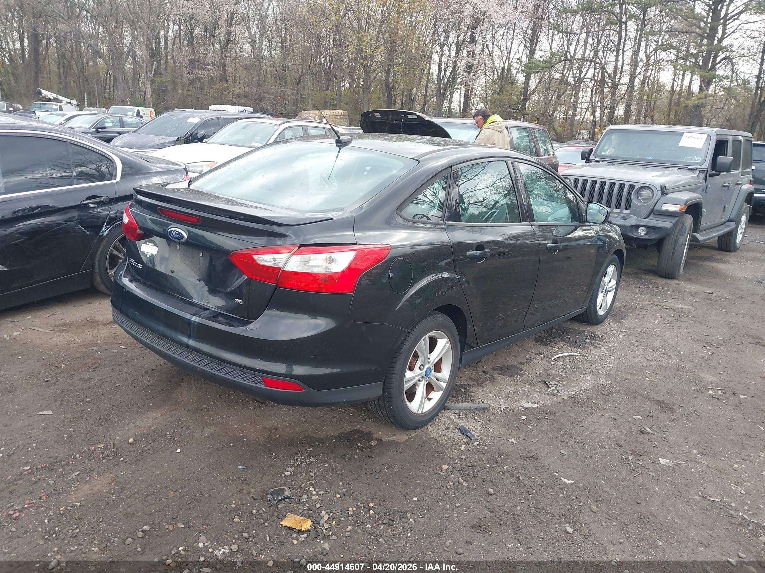 FORD FOCUS image 4