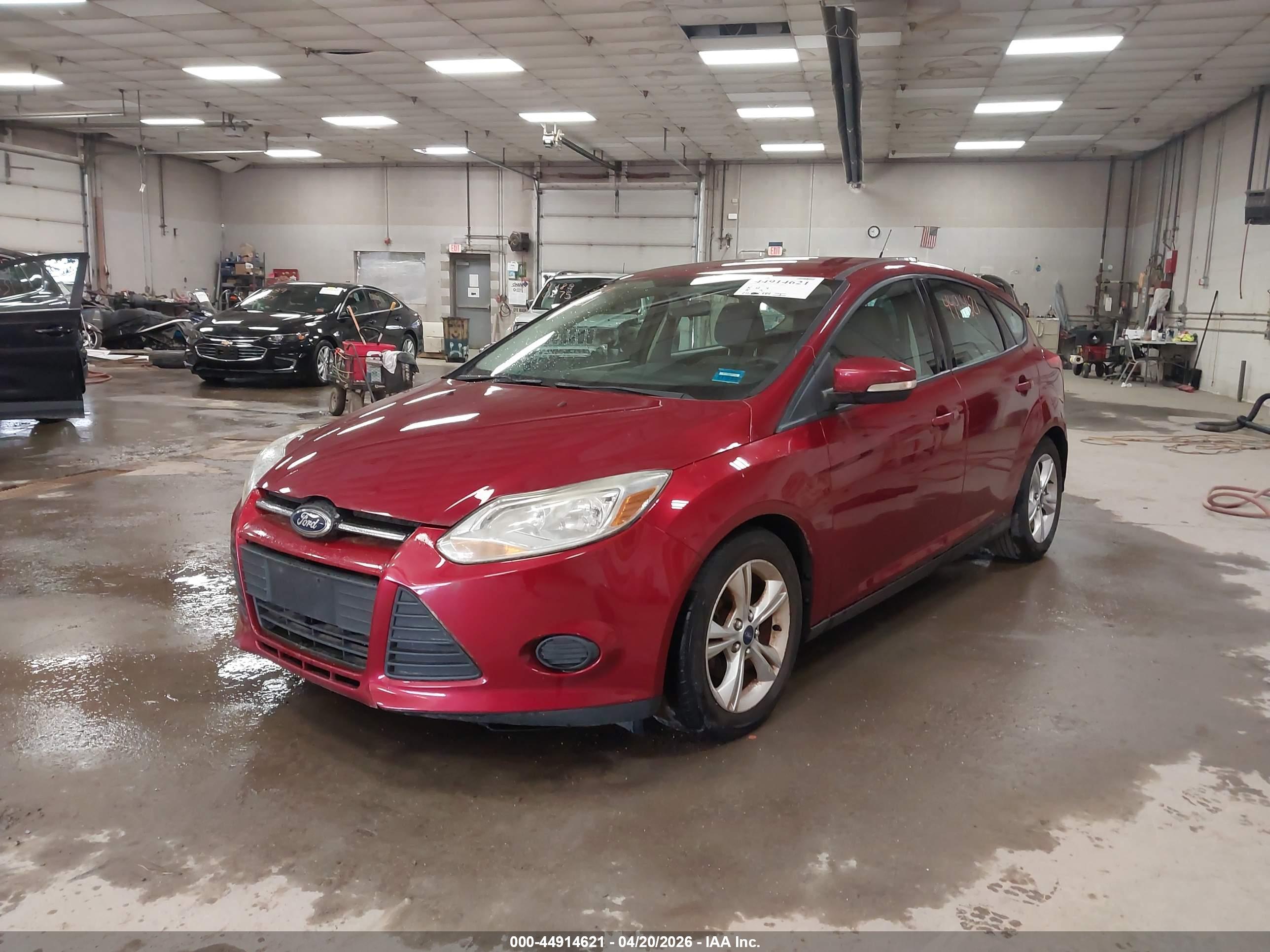 FORD FOCUS image 2