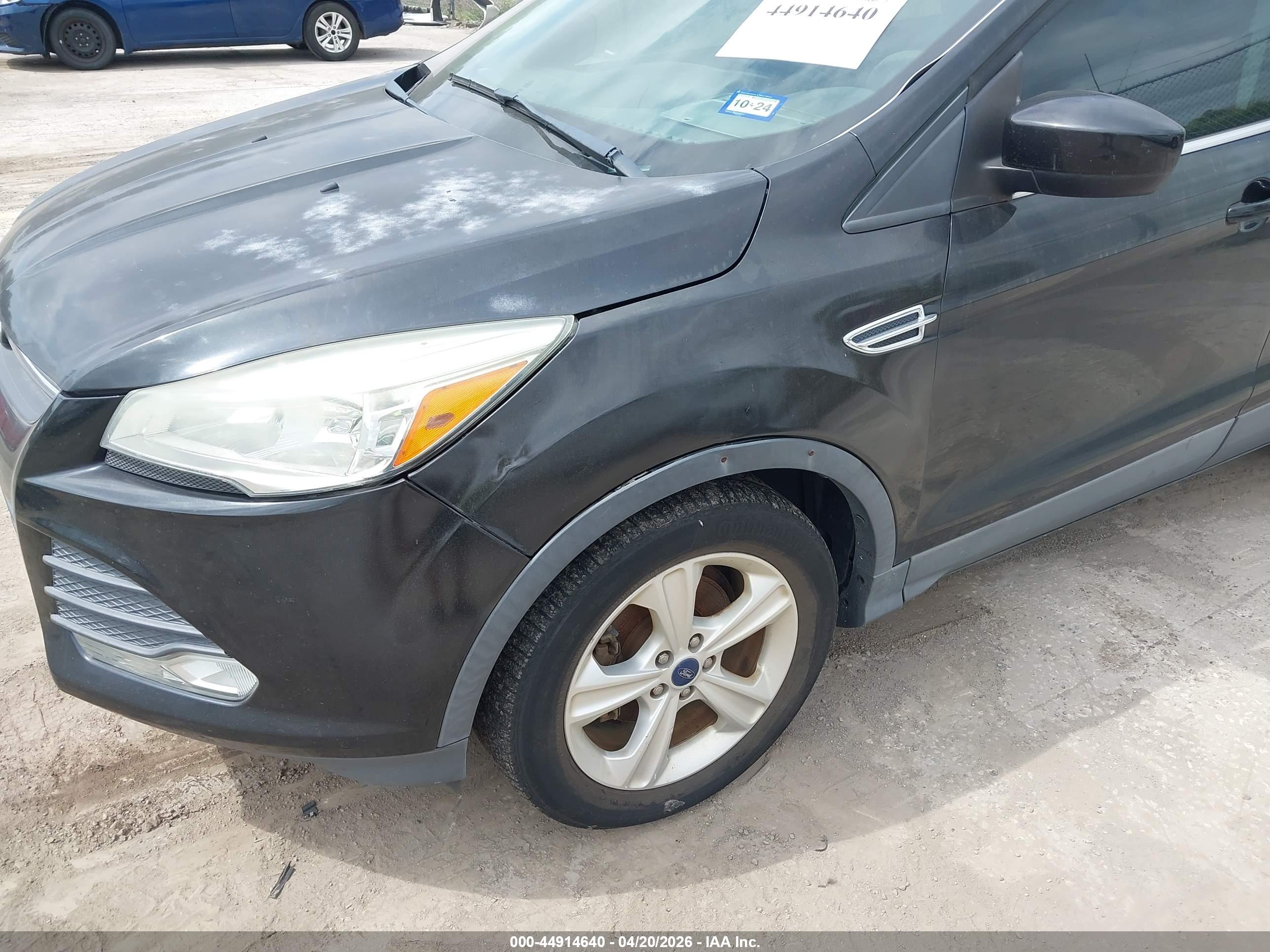 FORD ESCAPE image 6