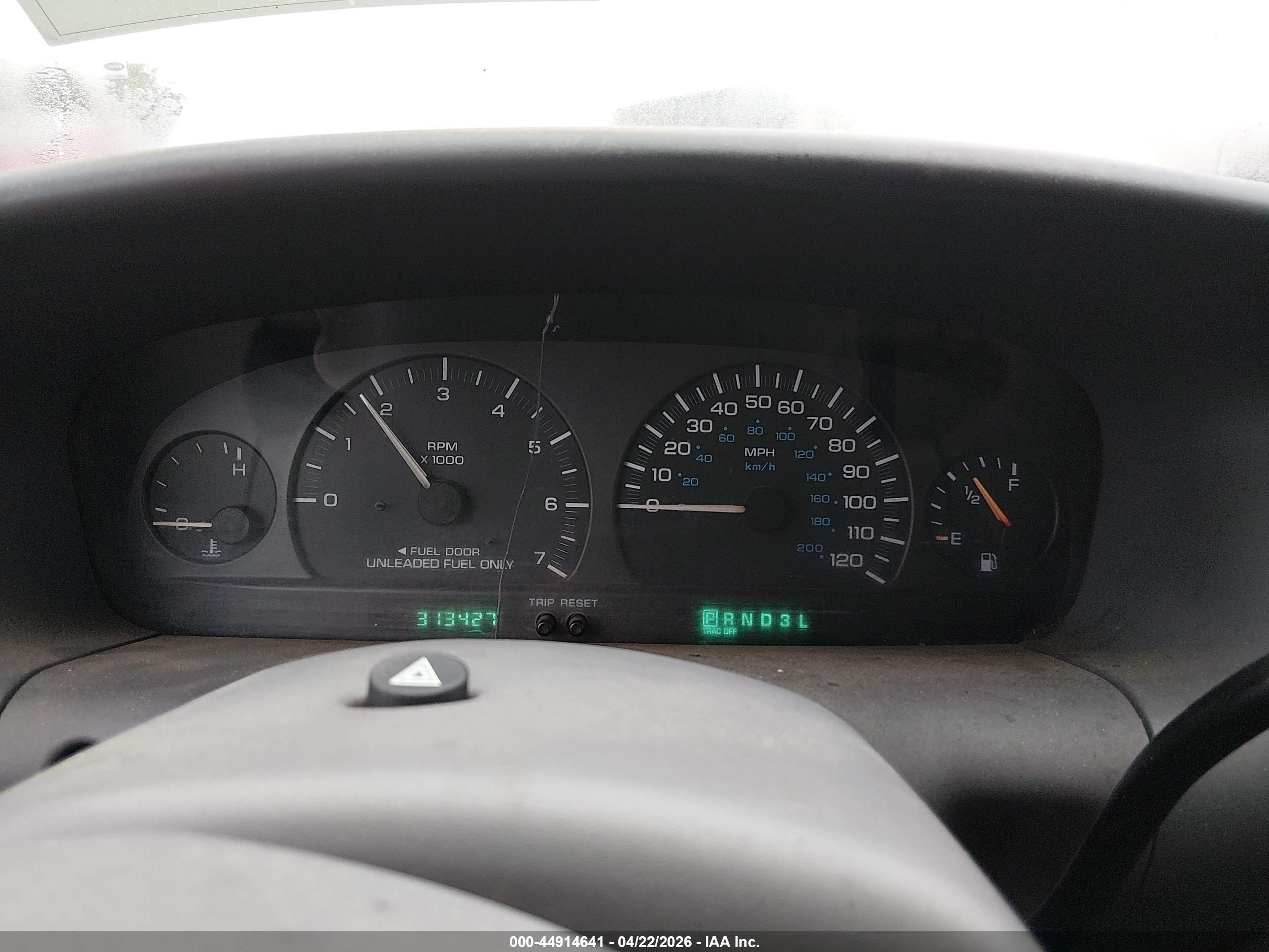CHRYSLER TOWN image 7
