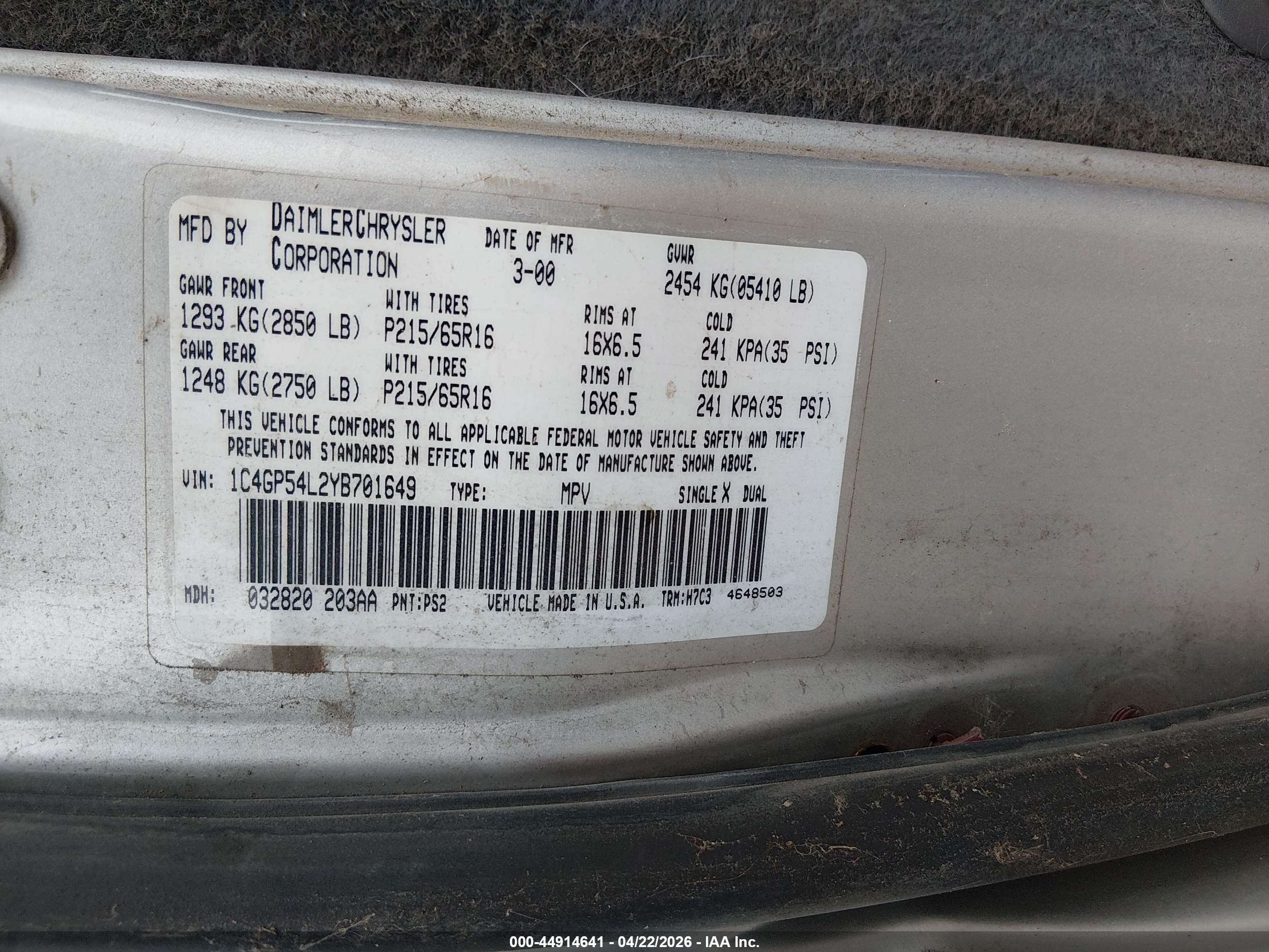 CHRYSLER TOWN image 9