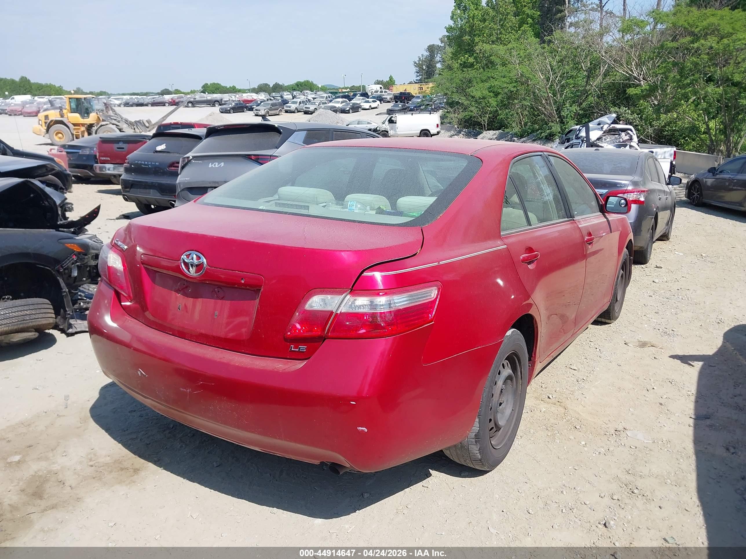 TOYOTA CAMRY image 4