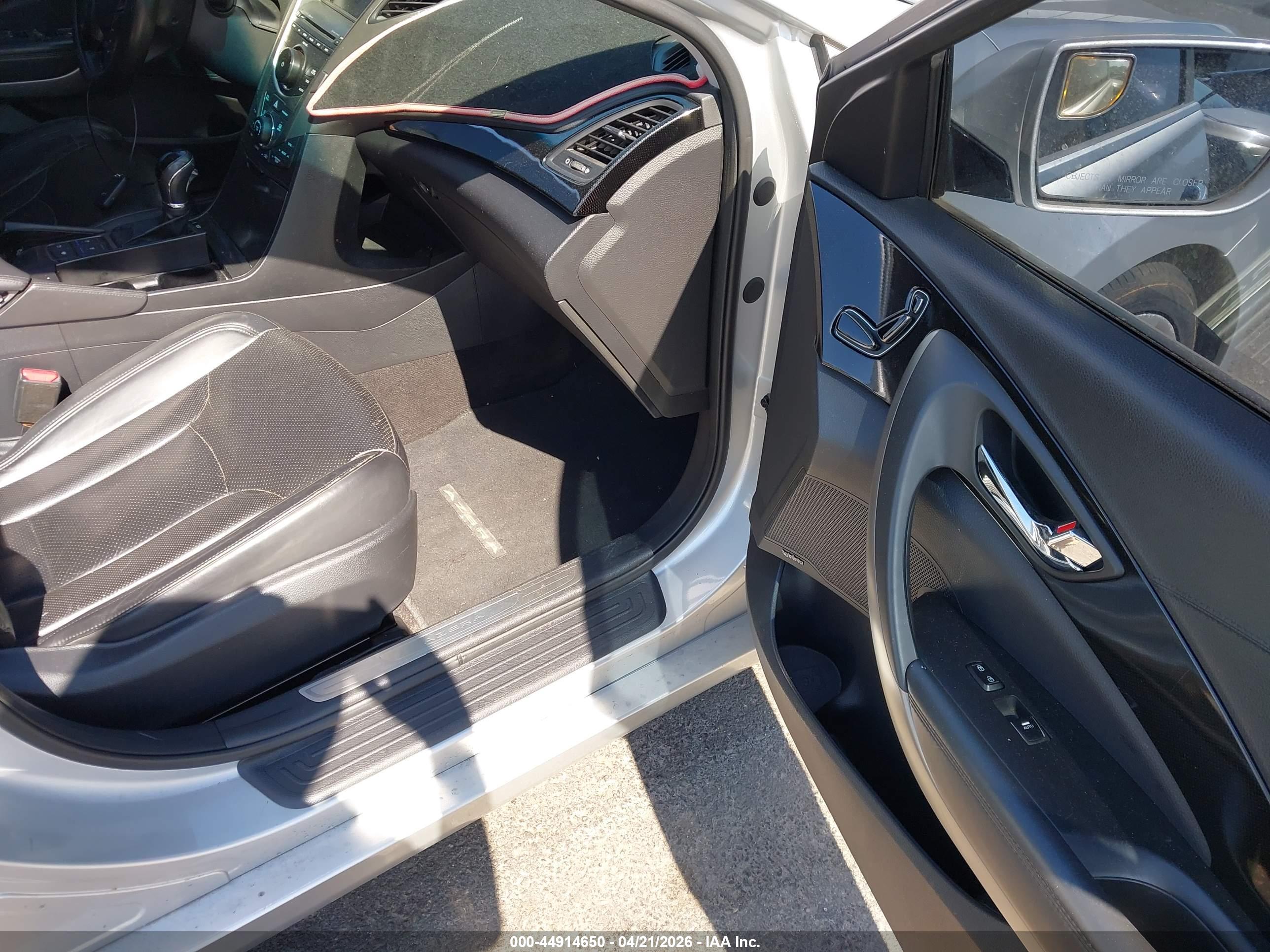 HYUNDAI AZERA image 5