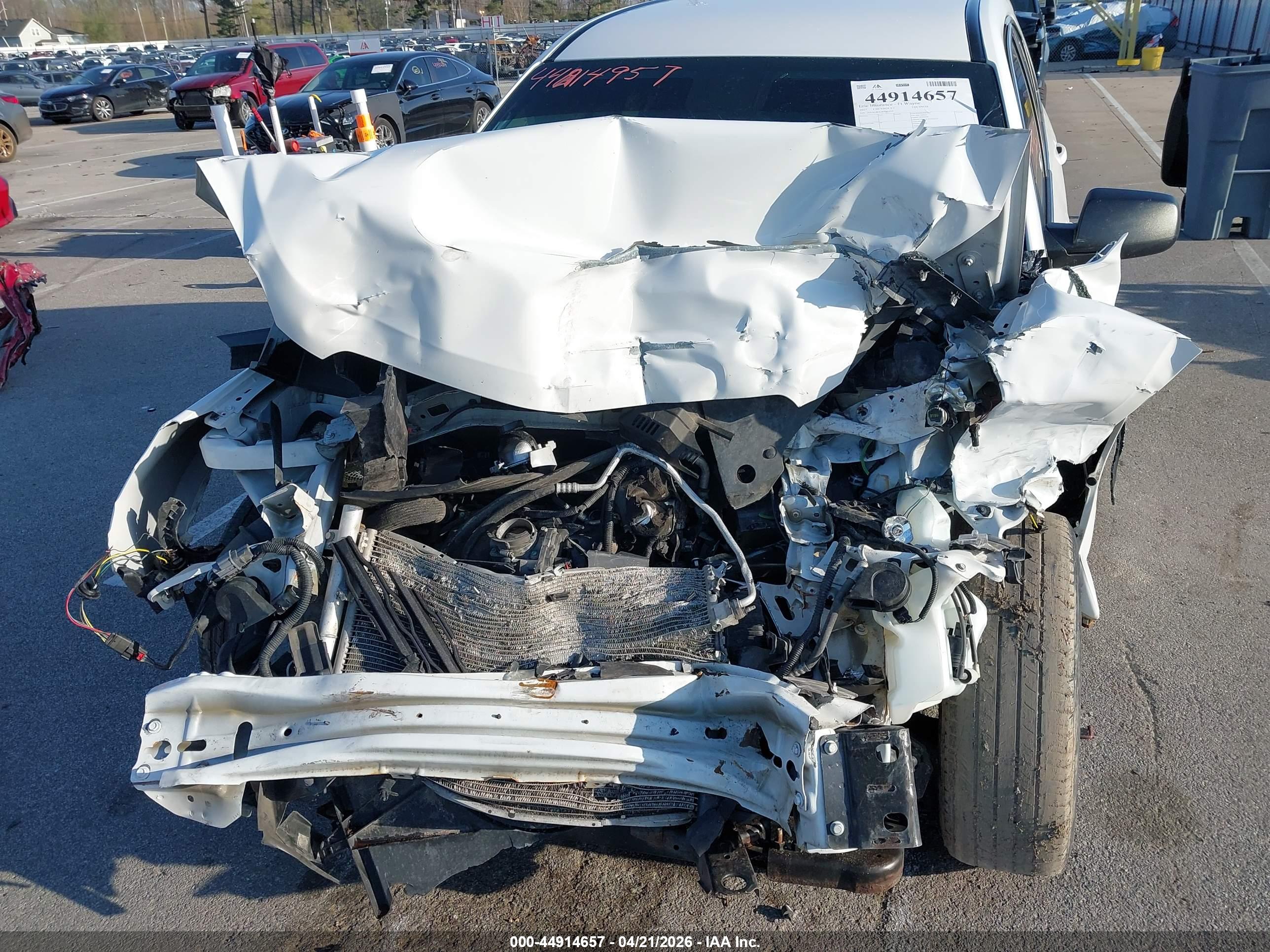 CHEVROLET EQUINOX image 6