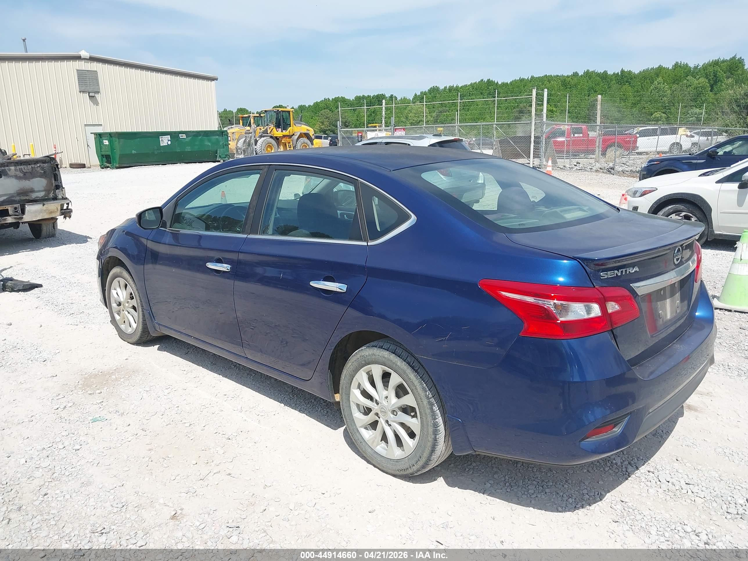 NISSAN SENTRA image 3