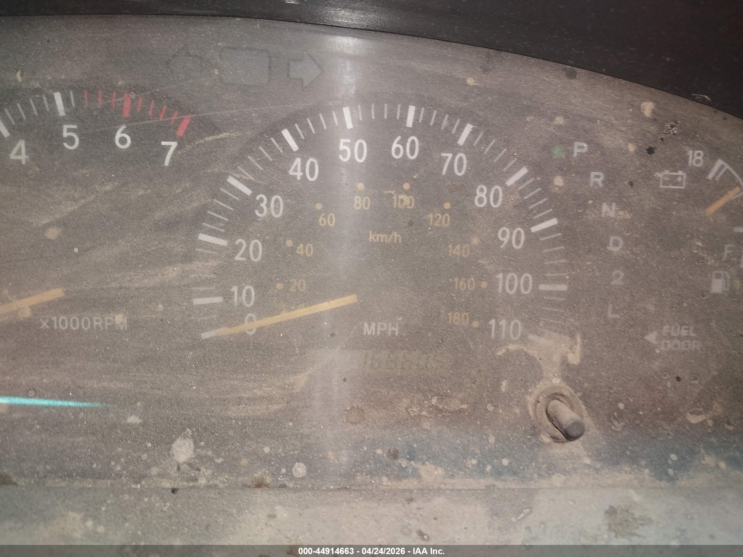 TOYOTA TUNDRA image 7