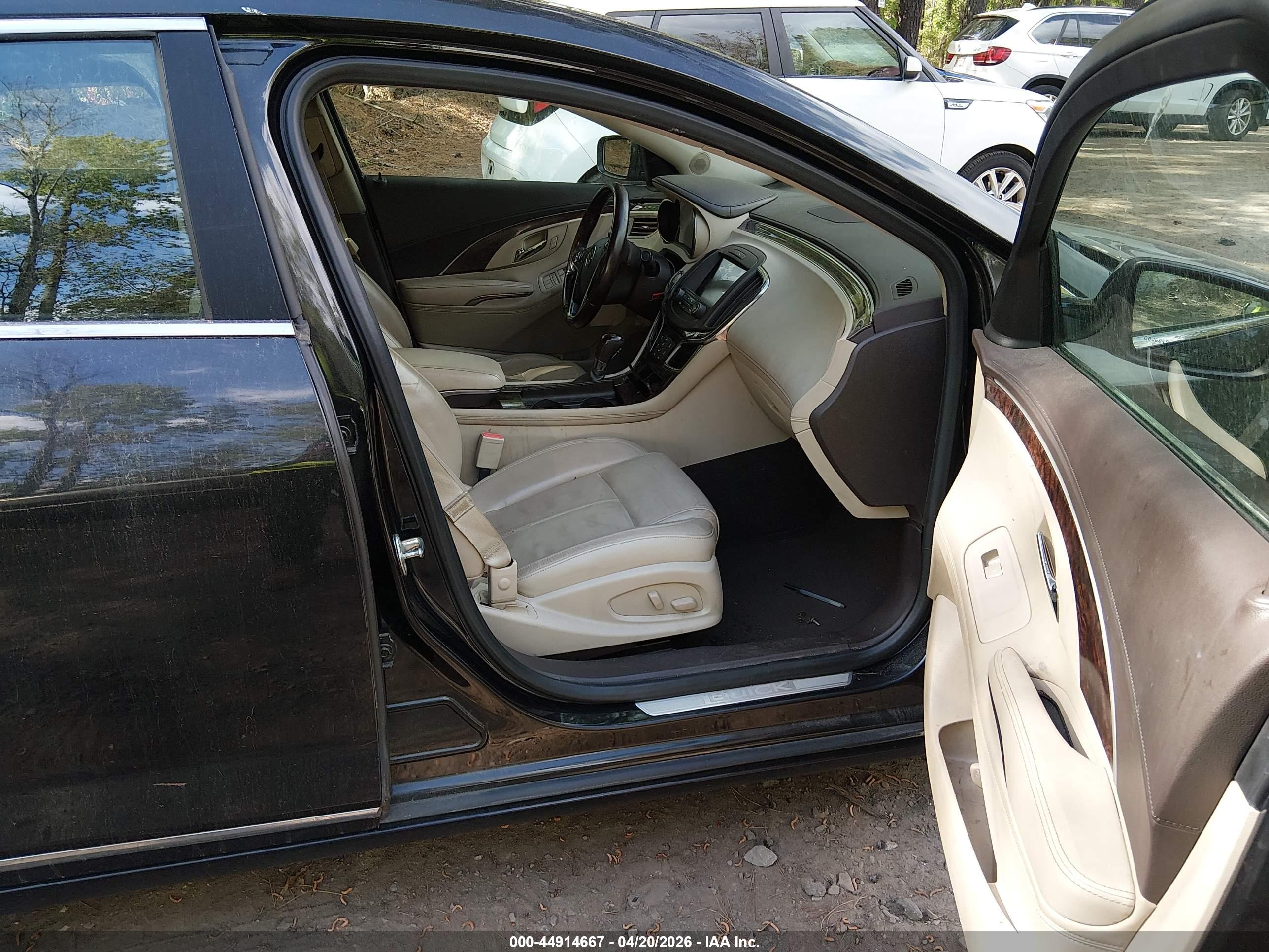 BUICK LACROSSE image 5