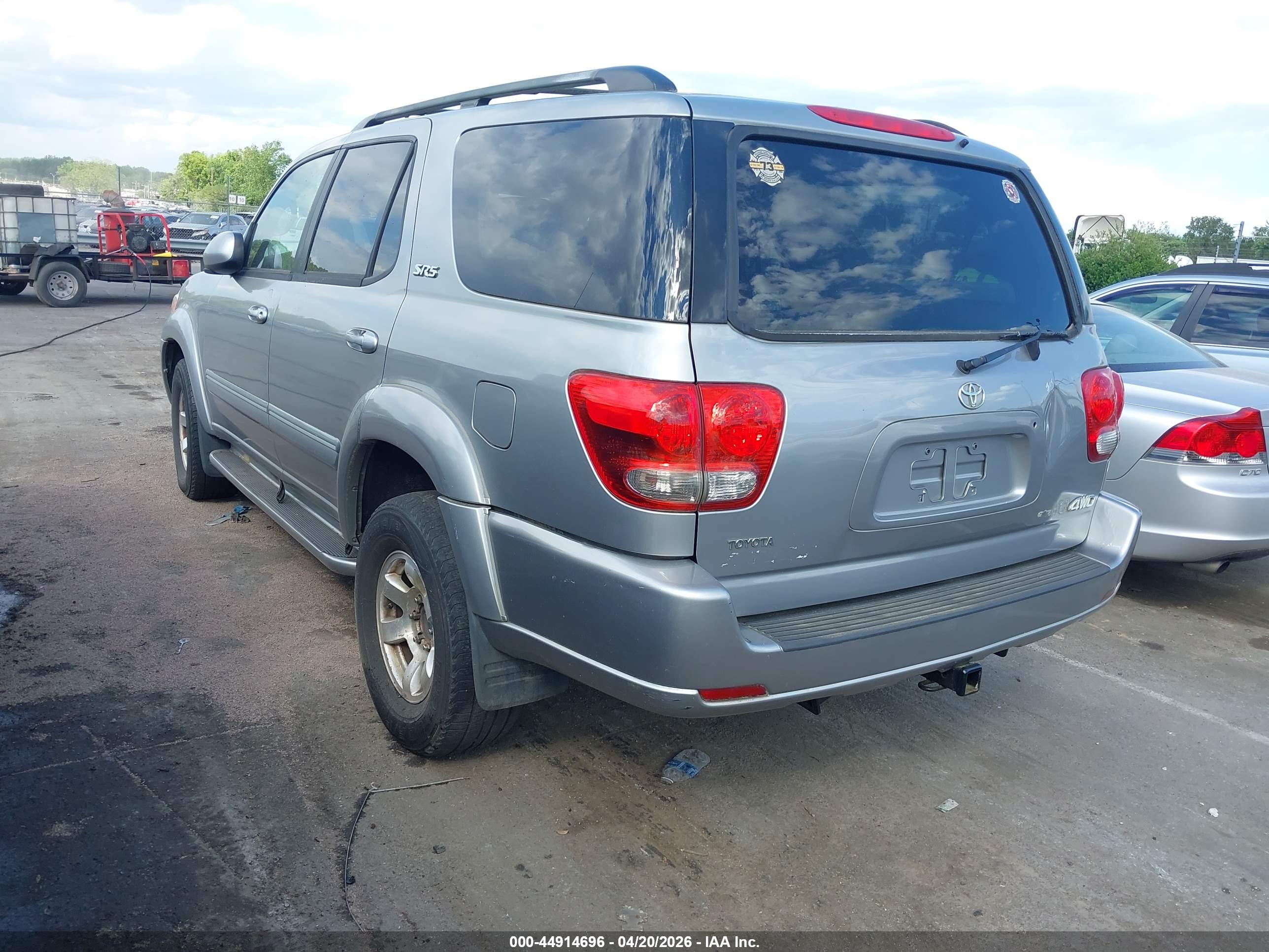 TOYOTA SEQUOIA image 3