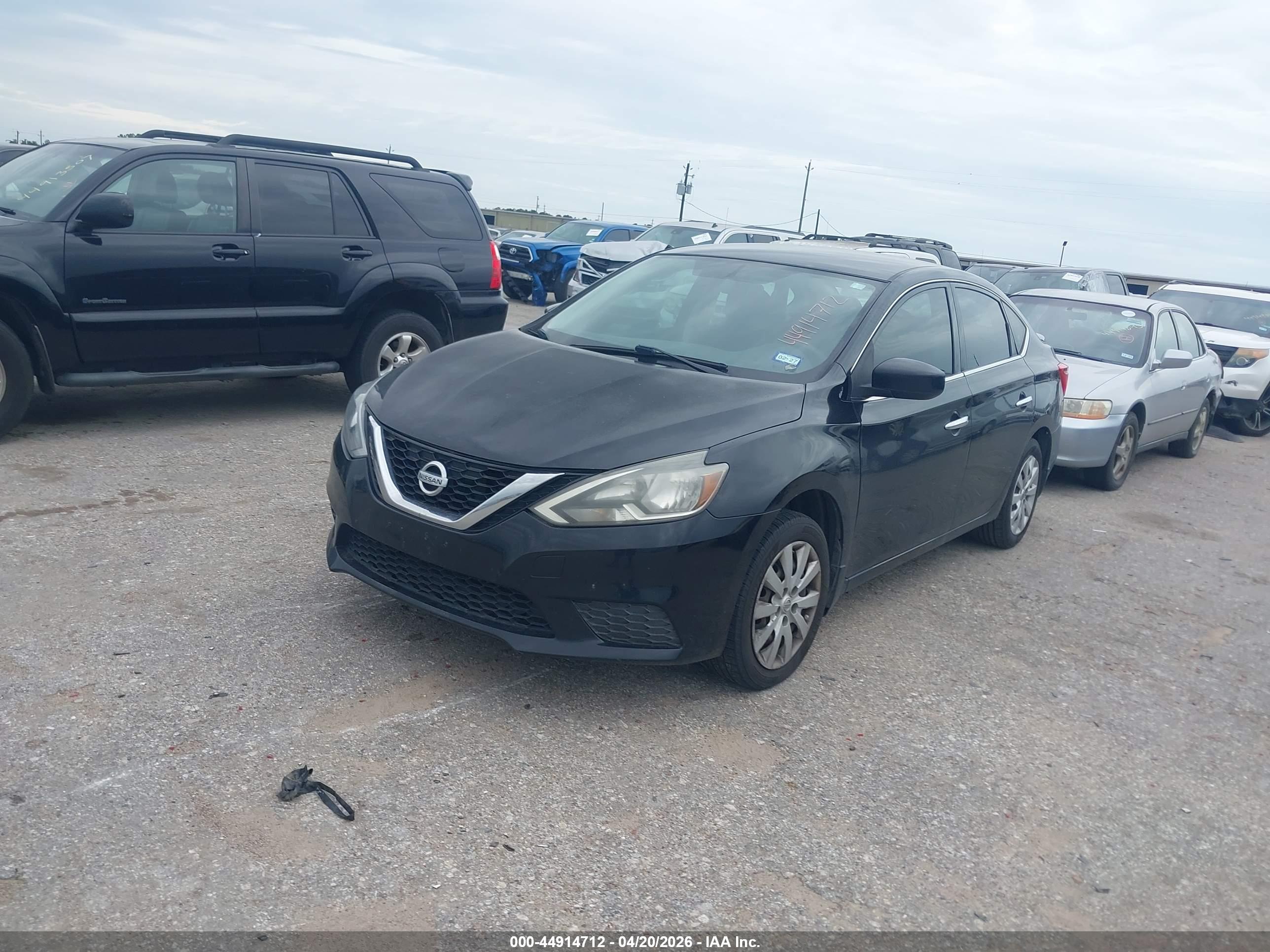 NISSAN SENTRA image 2