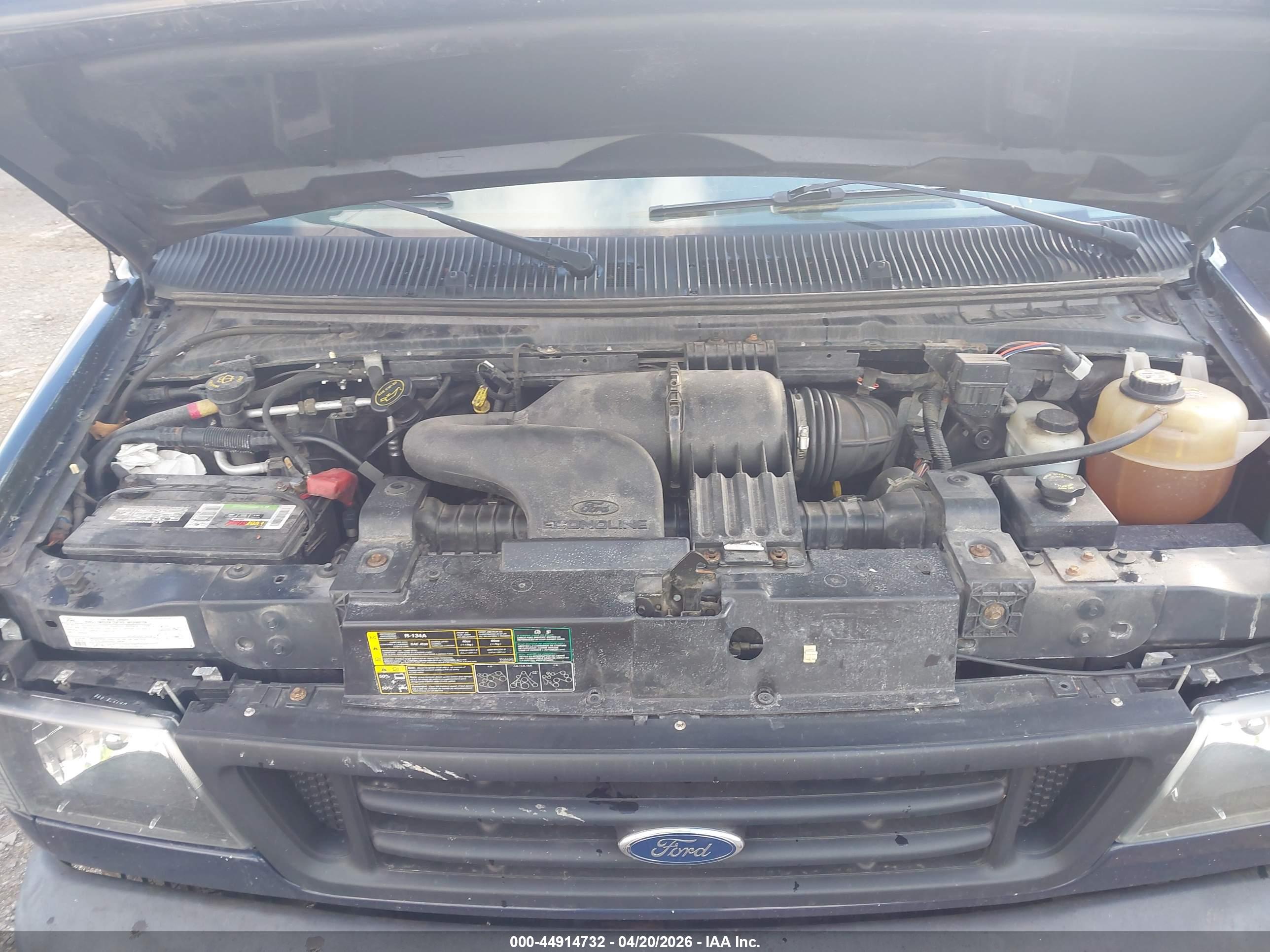 FORD E-150 image 10